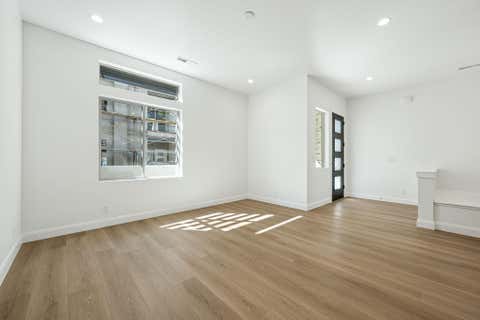 Tiny photo for 692 W High Tide Place 133 #133, Saint George, UT 84790 (MLS # 26-274855)