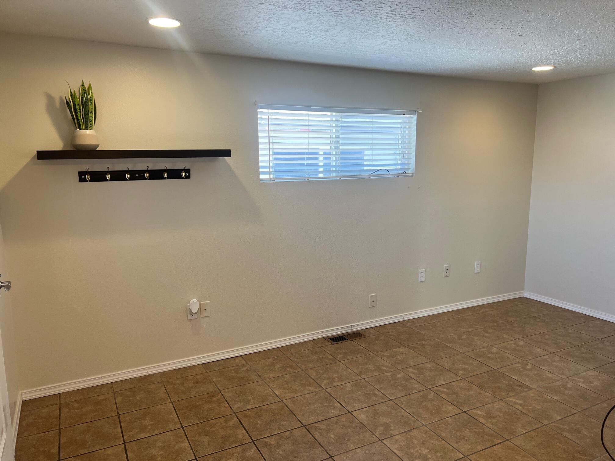 CANYON BREEZE RV RESORT - Residential