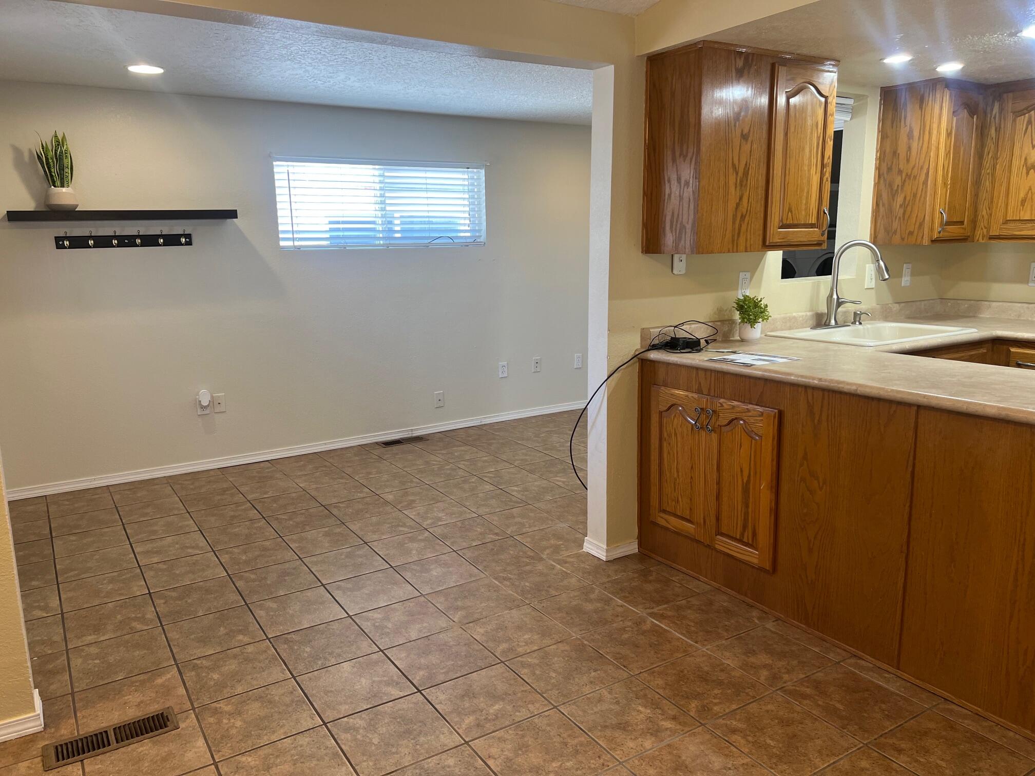 CANYON BREEZE RV RESORT - Residential