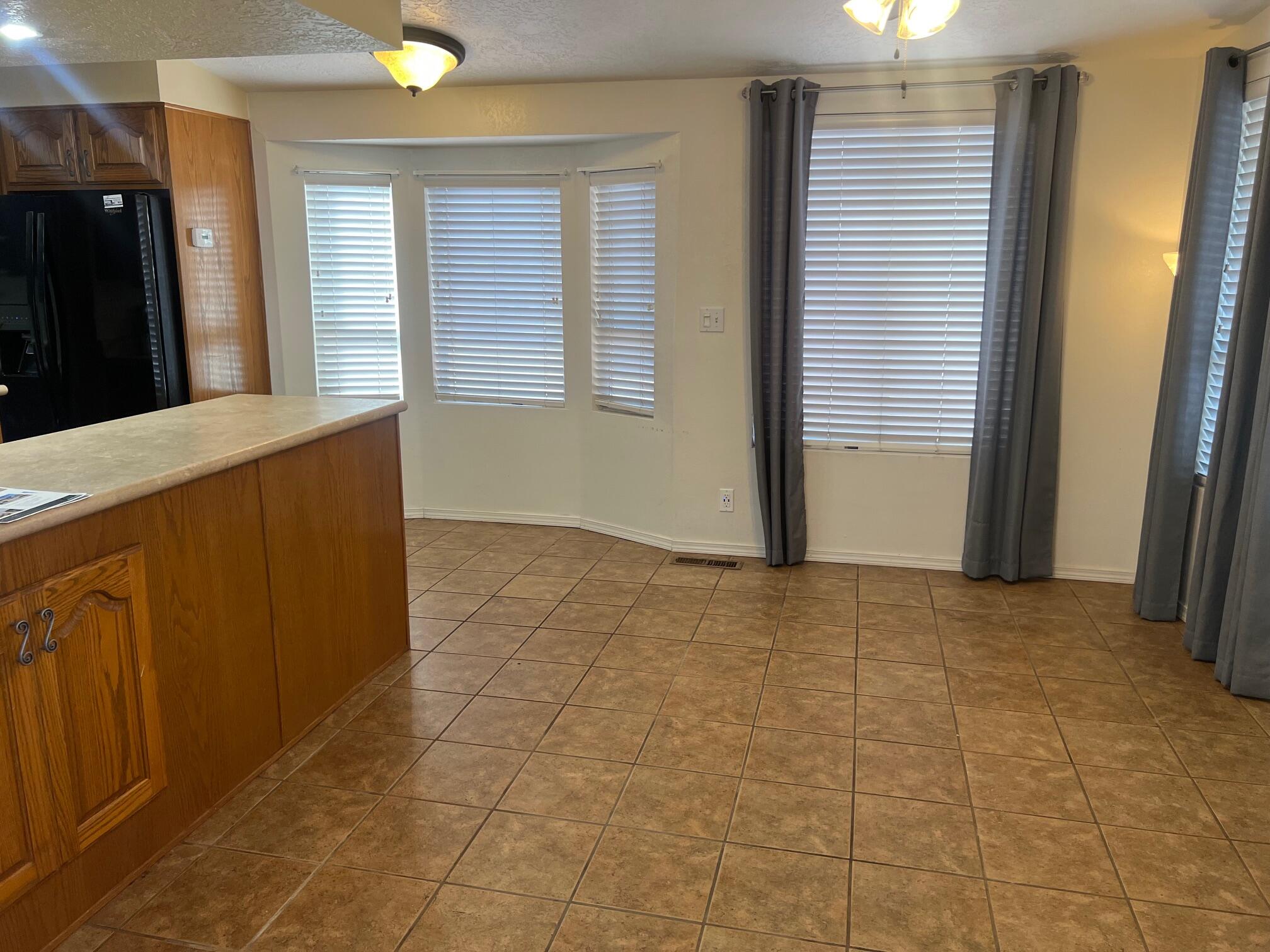 CANYON BREEZE RV RESORT - Residential