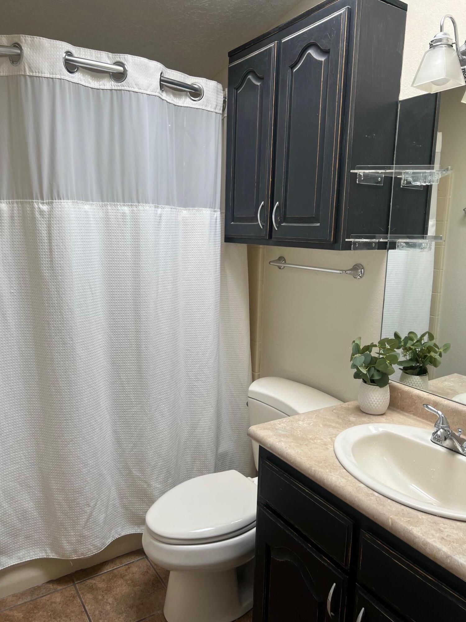 CANYON BREEZE RV RESORT - Residential