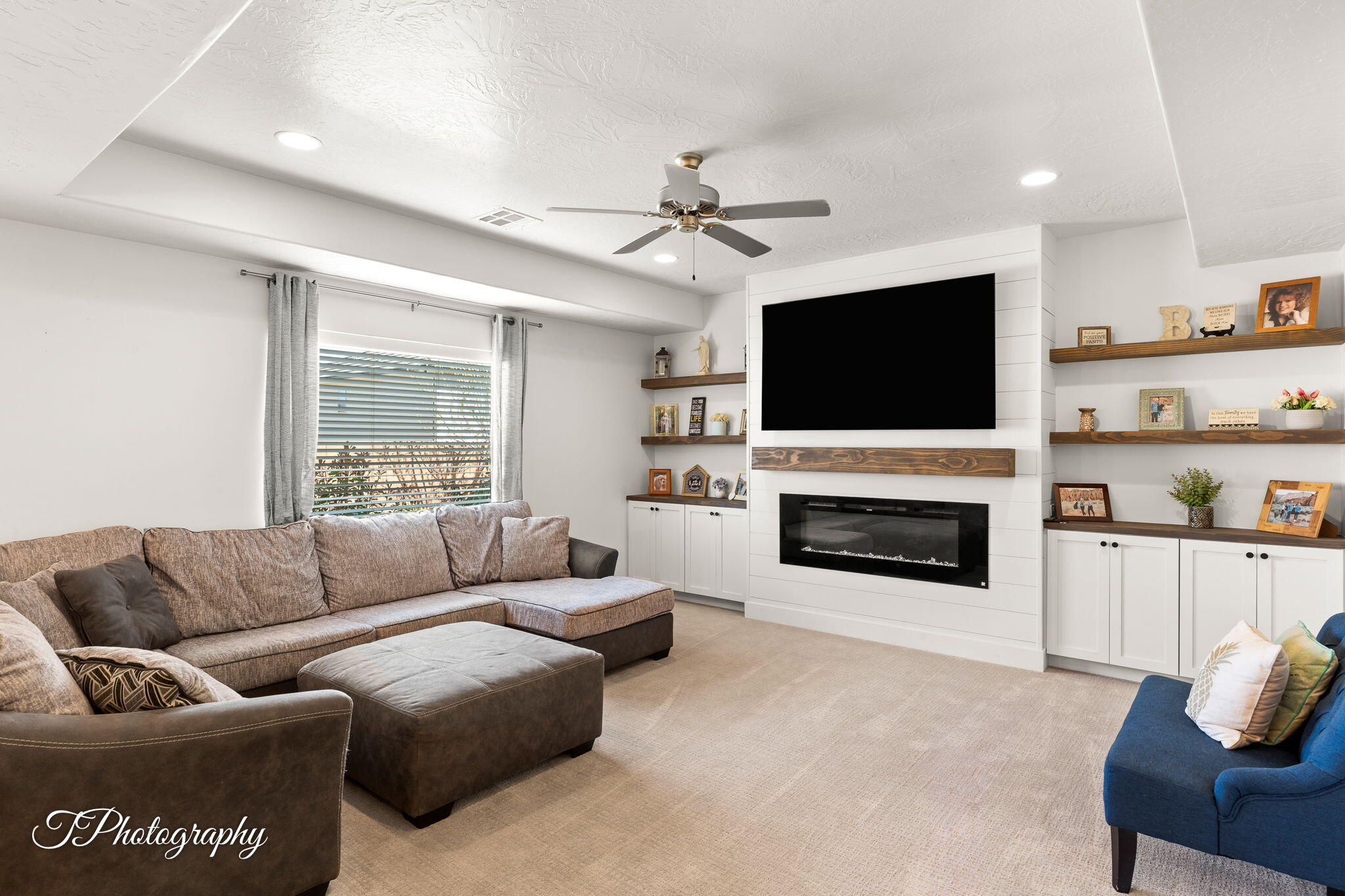 SEQUOIA ESTATES - Residential