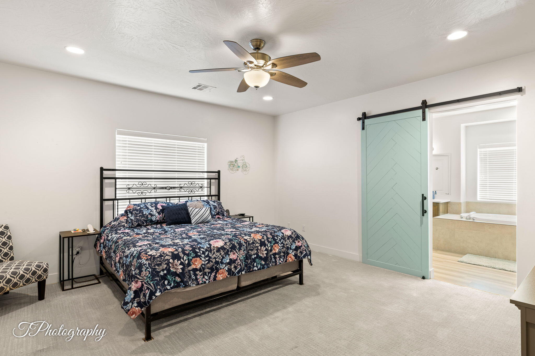 SEQUOIA ESTATES - Residential