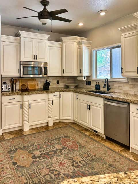 Tiny photo for 2981 Ledge Rock DR, Saint George, UT 84790 (MLS # 26-274930)