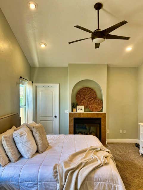 Tiny photo for 2981 Ledge Rock DR, Saint George, UT 84790 (MLS # 26-274930)