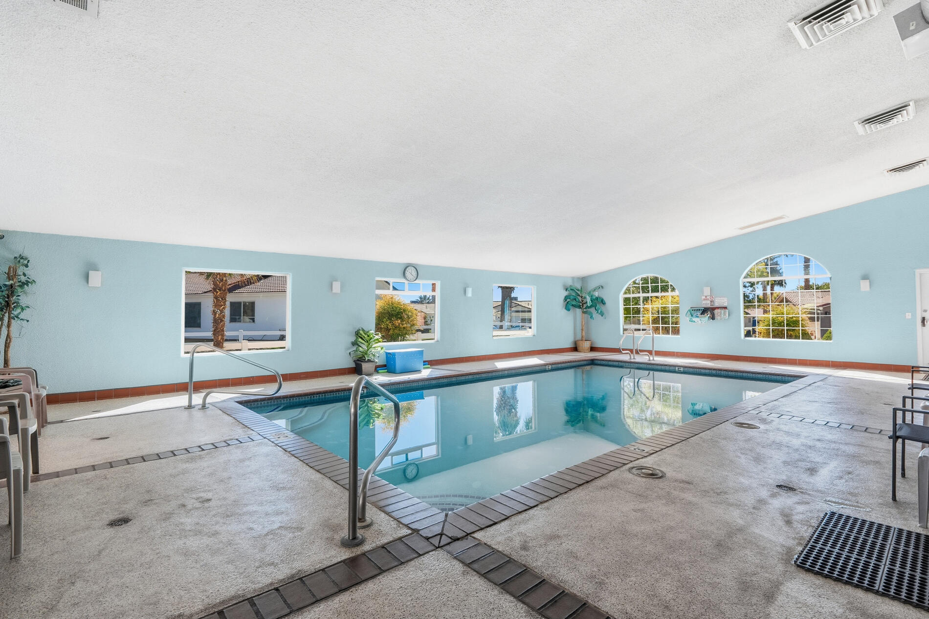 PADRE LAKES TOWNHOMES - Residential