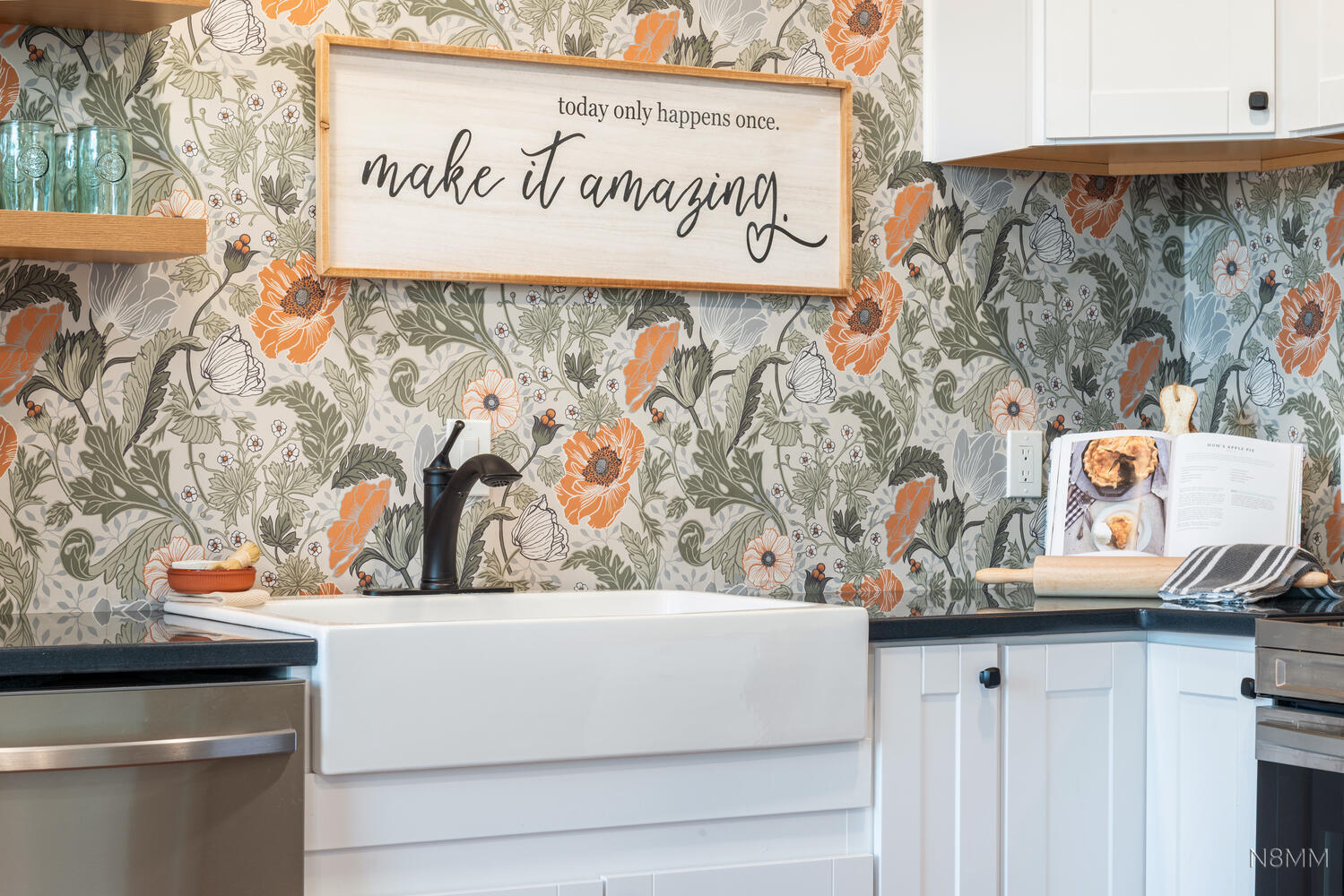 LA MIRAGE CONDOS - Residential