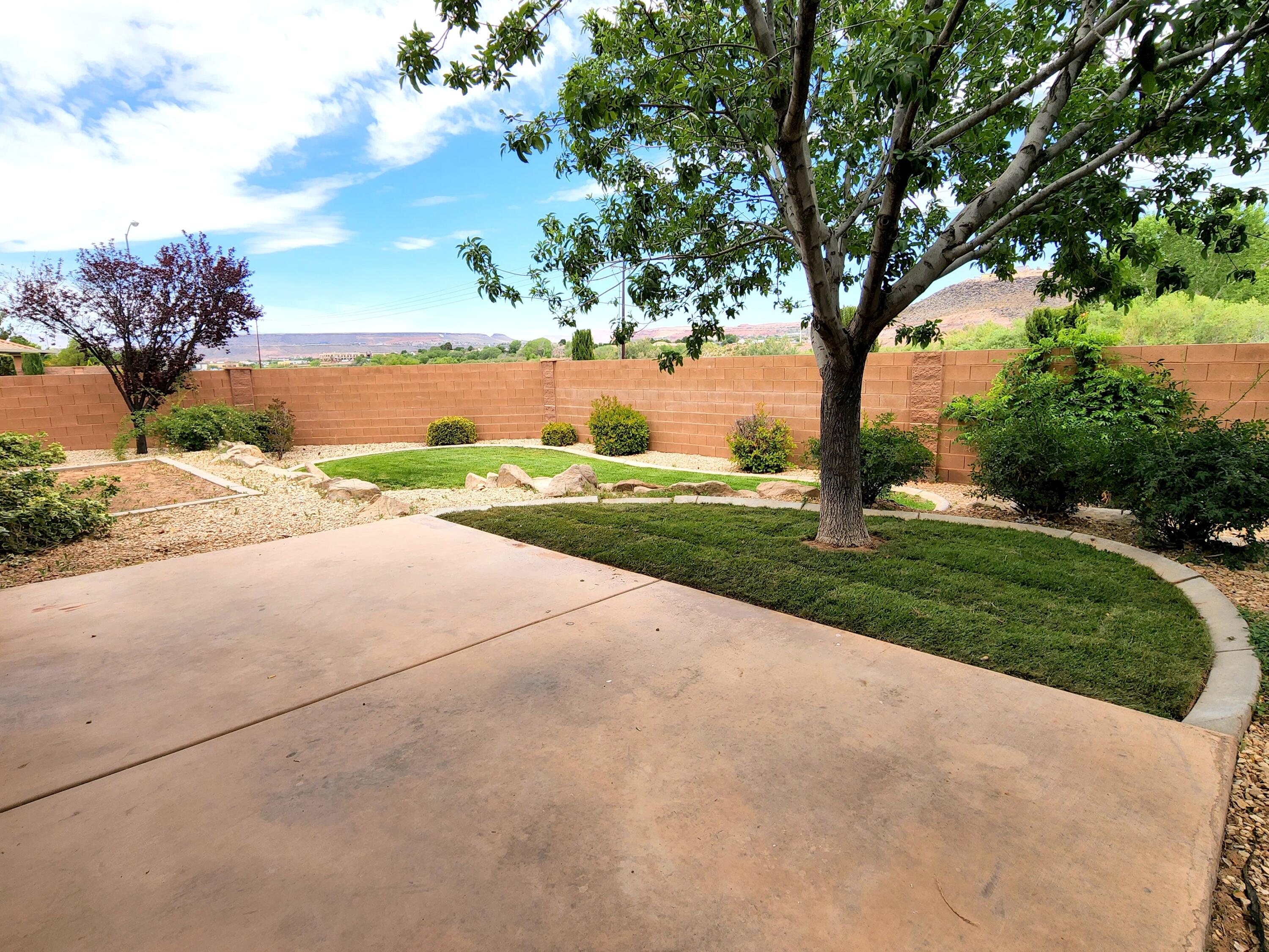 BOULDER SPRINGS VILLAS - Residential