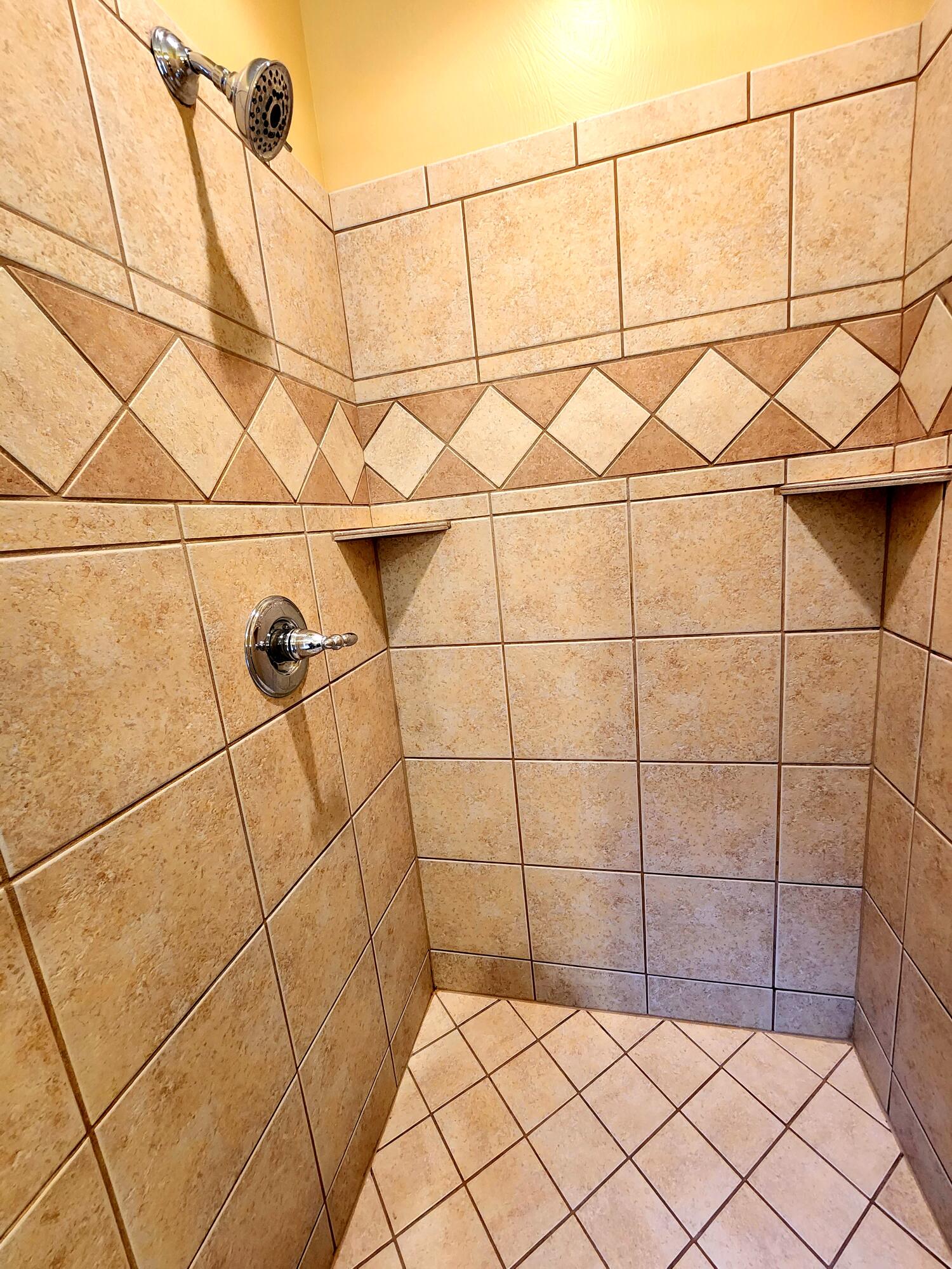 BOULDER SPRINGS VILLAS - Residential