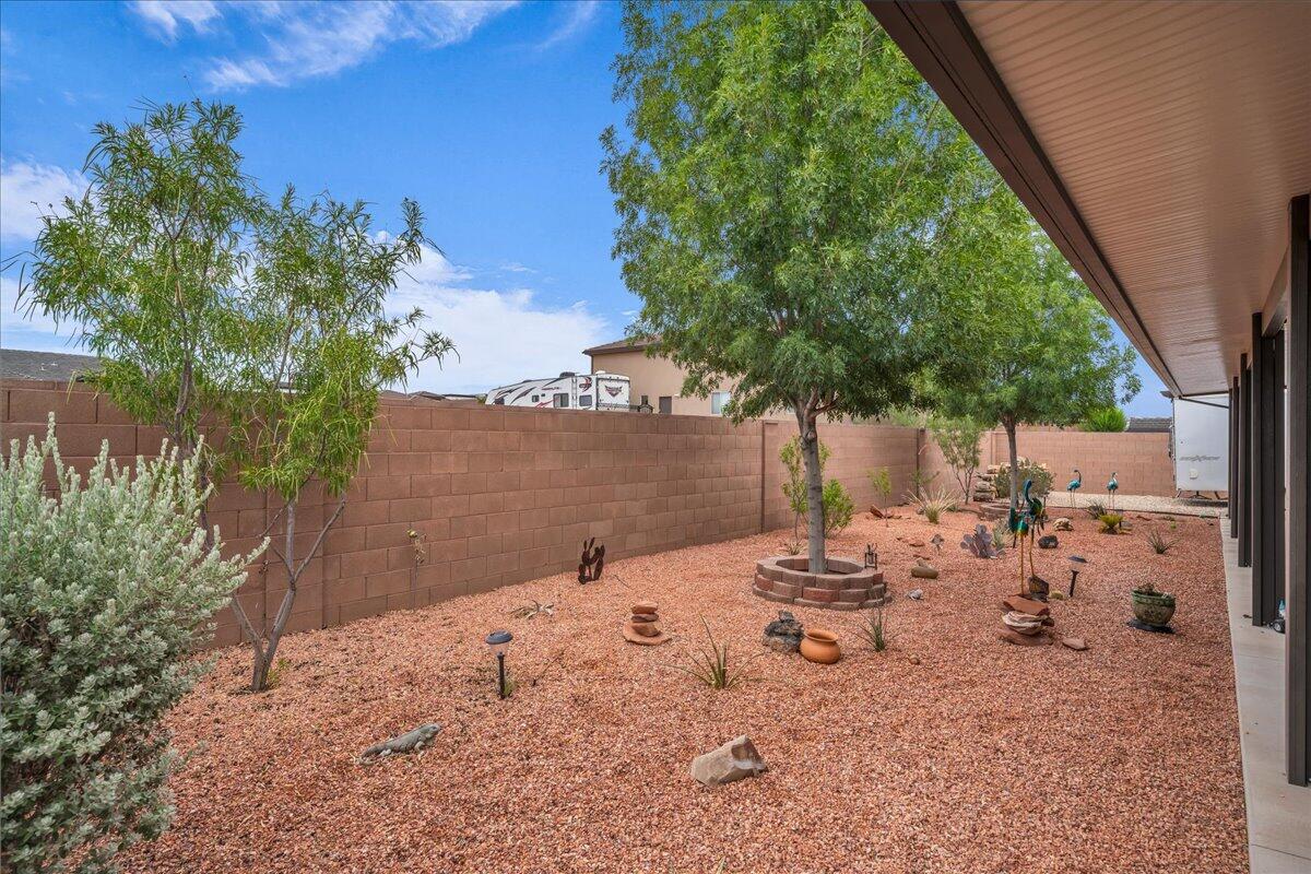 DIXIE SPRINGS - Residential