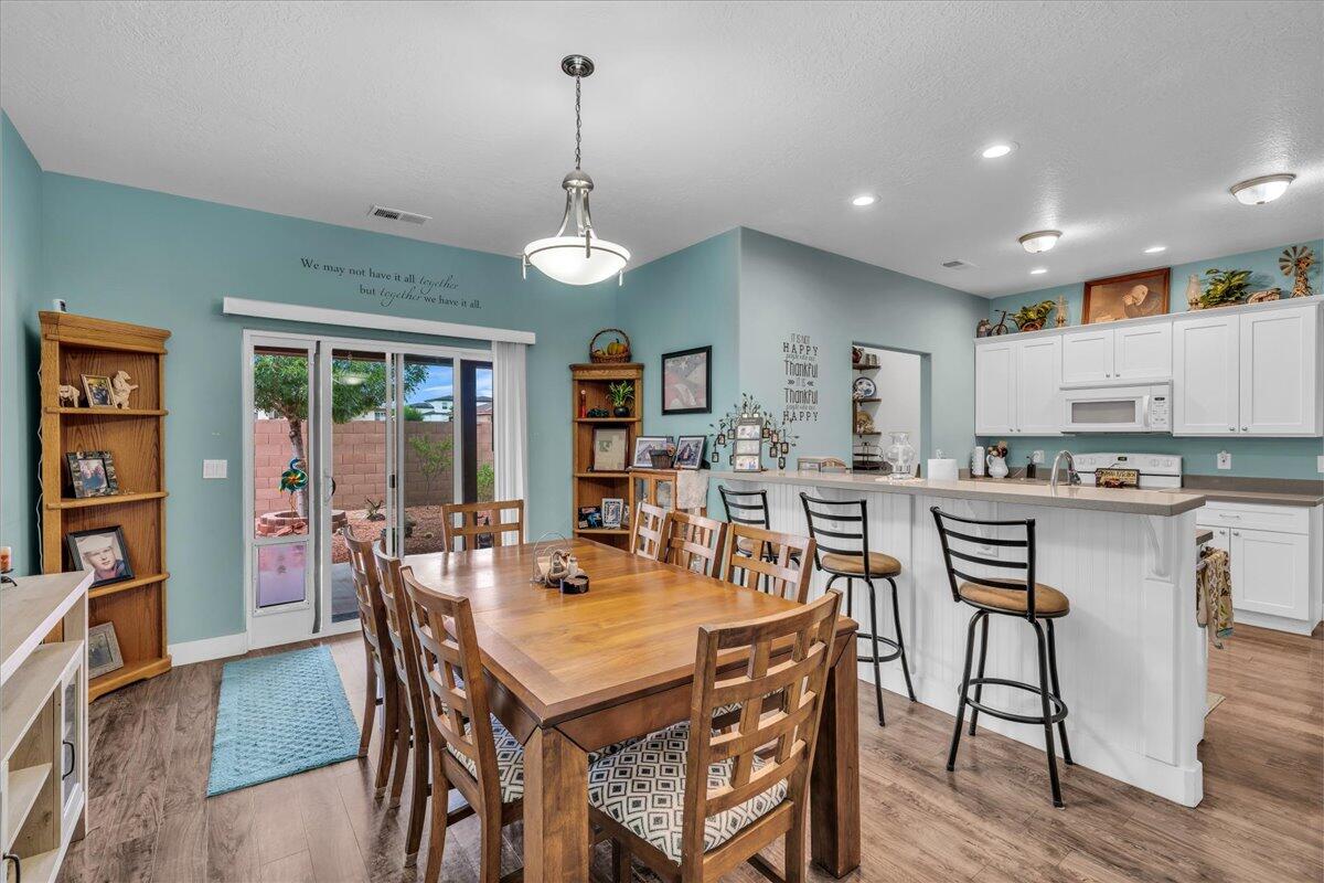 DIXIE SPRINGS - Residential