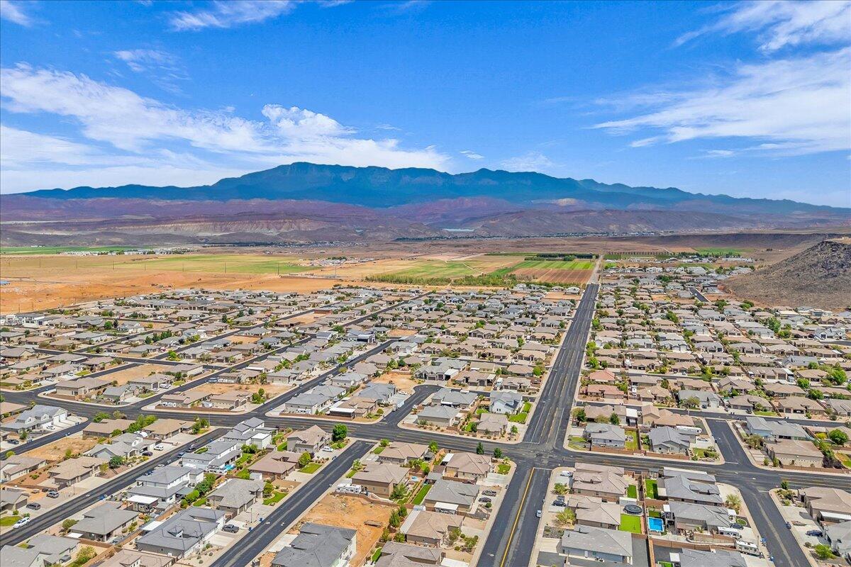 DIXIE SPRINGS - Residential