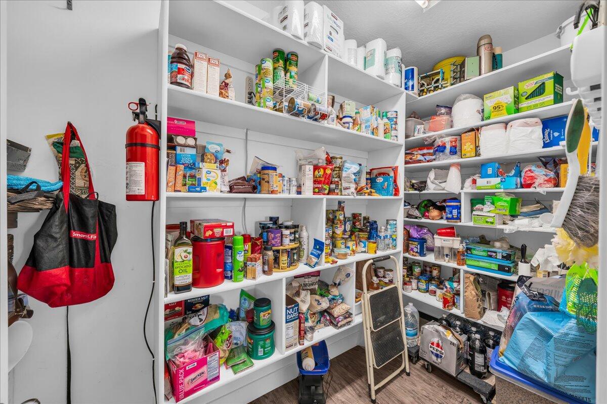 DIXIE SPRINGS - Residential