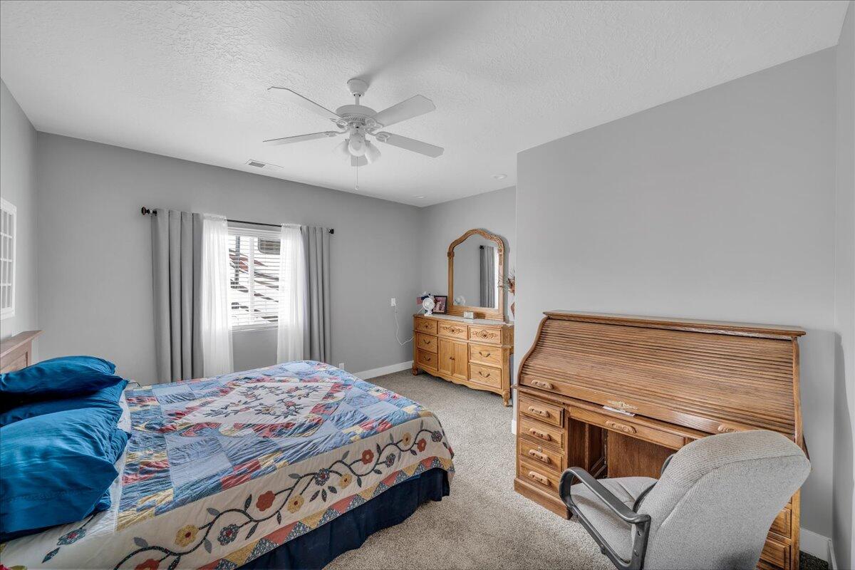 DIXIE SPRINGS - Residential