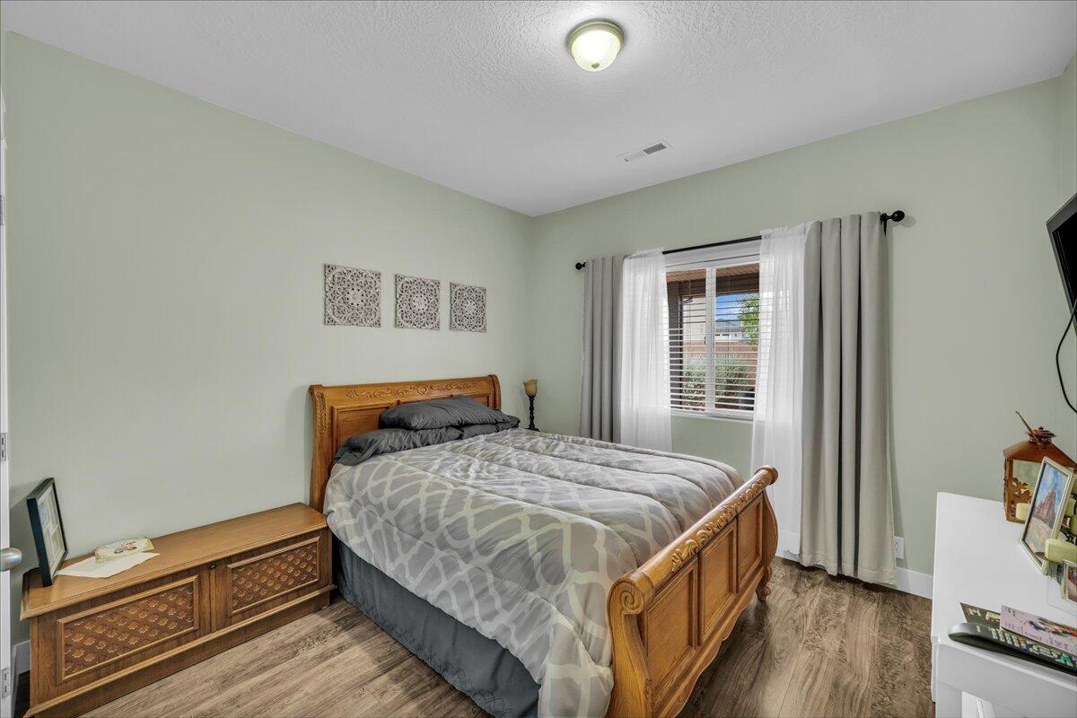 DIXIE SPRINGS - Residential