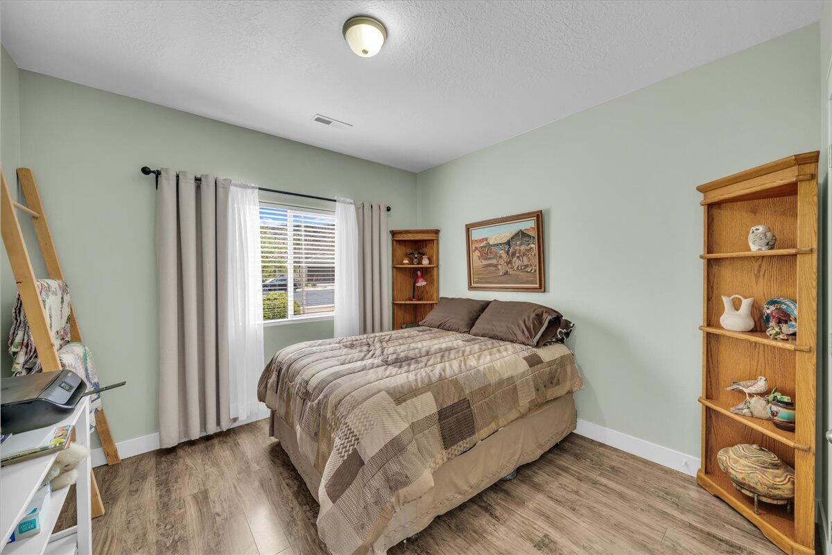 DIXIE SPRINGS - Residential