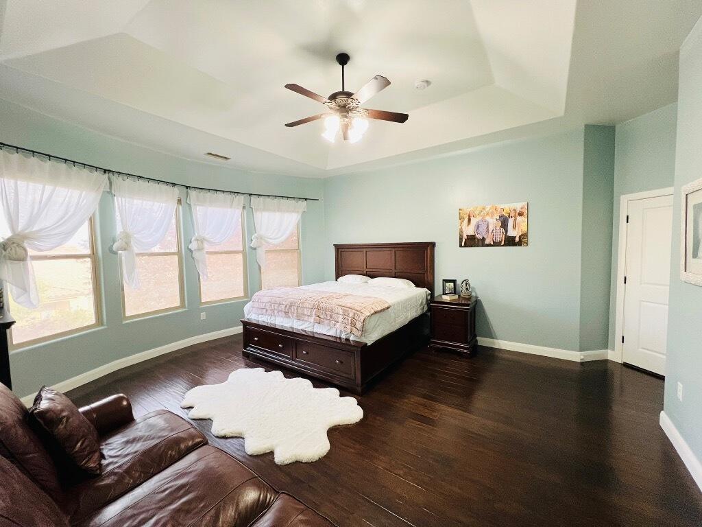 ESCALERA - Residential