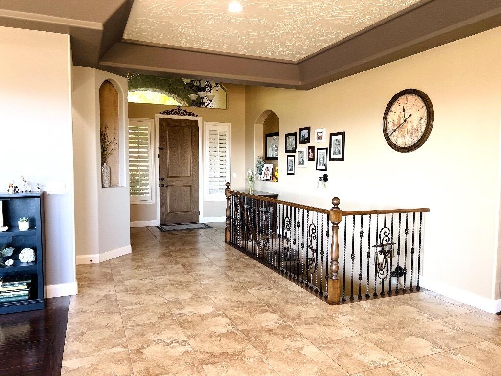 ESCALERA - Residential