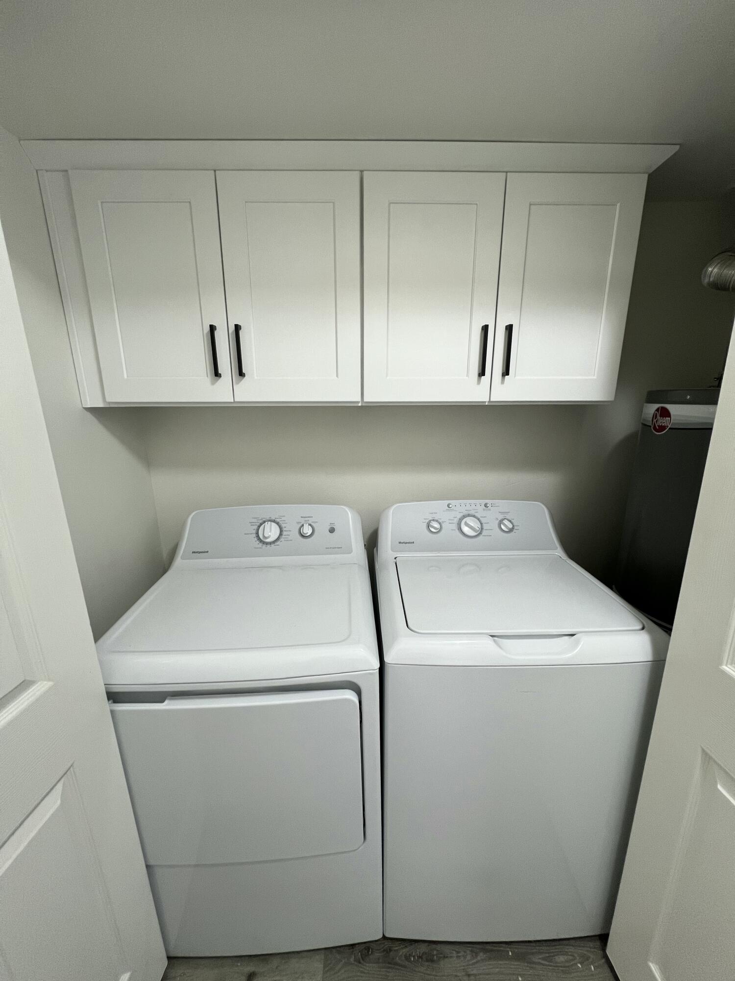 EASTMONT ACRES - Residential Income