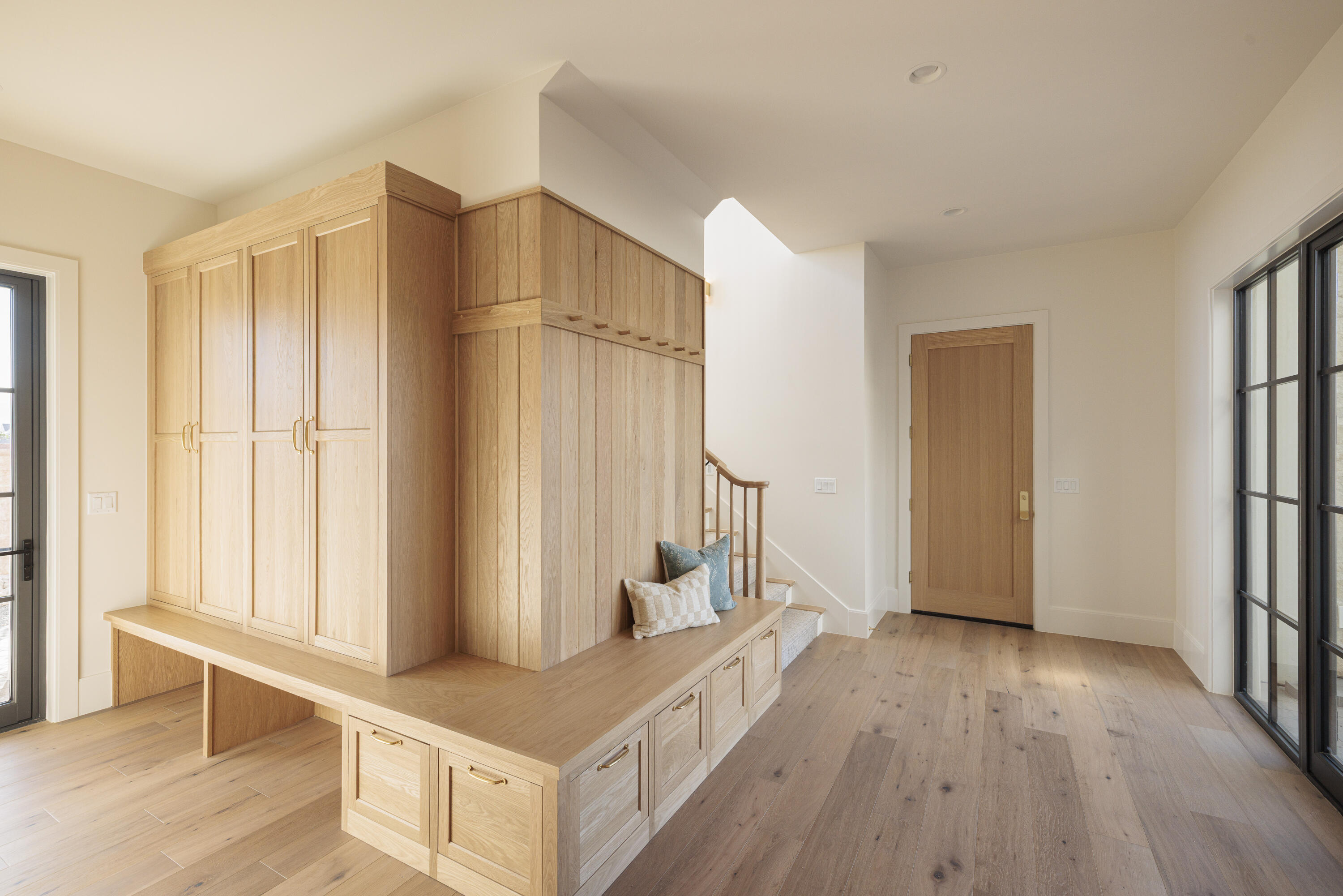 SUMMIT VIEW - Residential