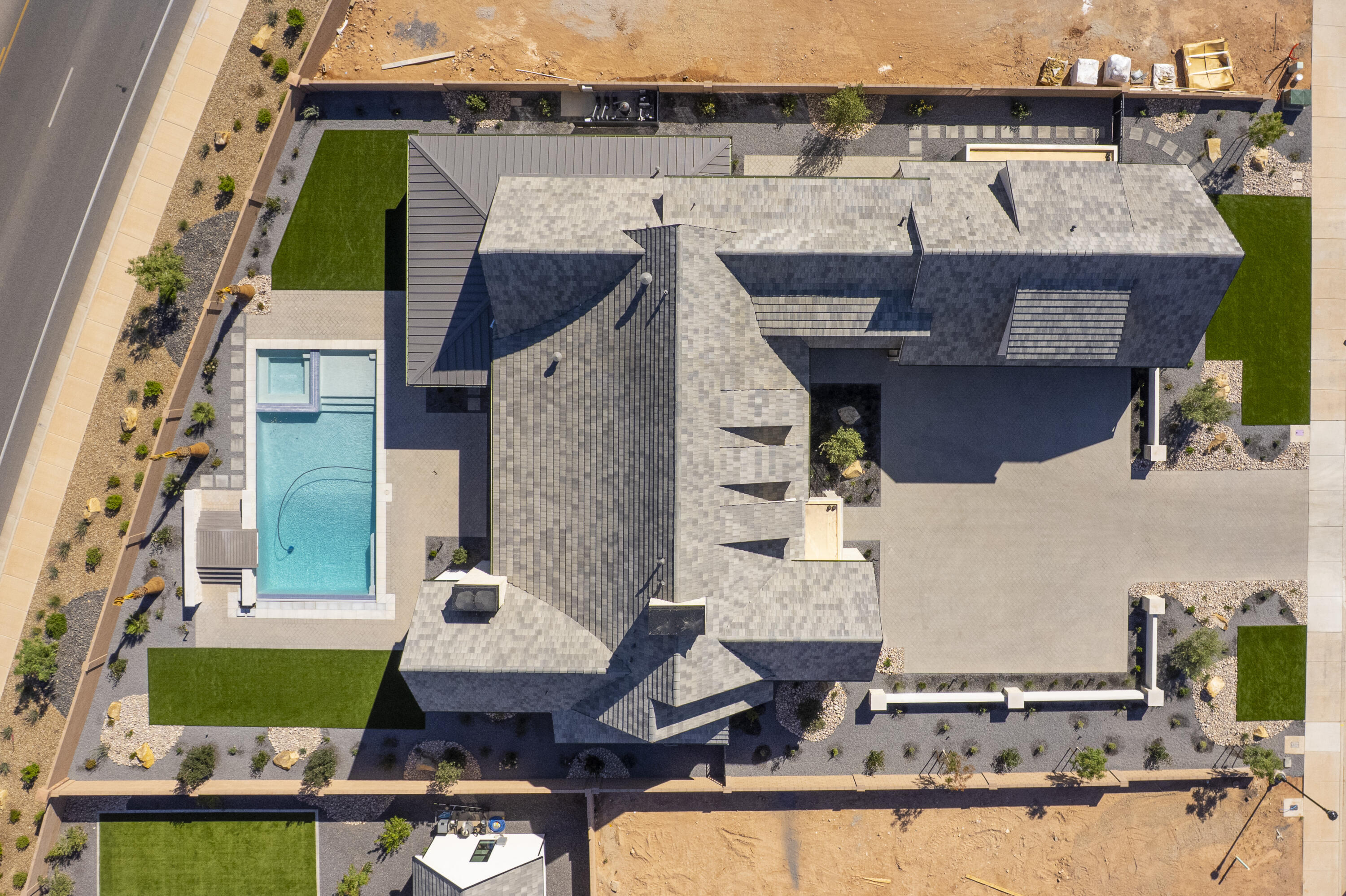 SUMMIT VIEW - Residential