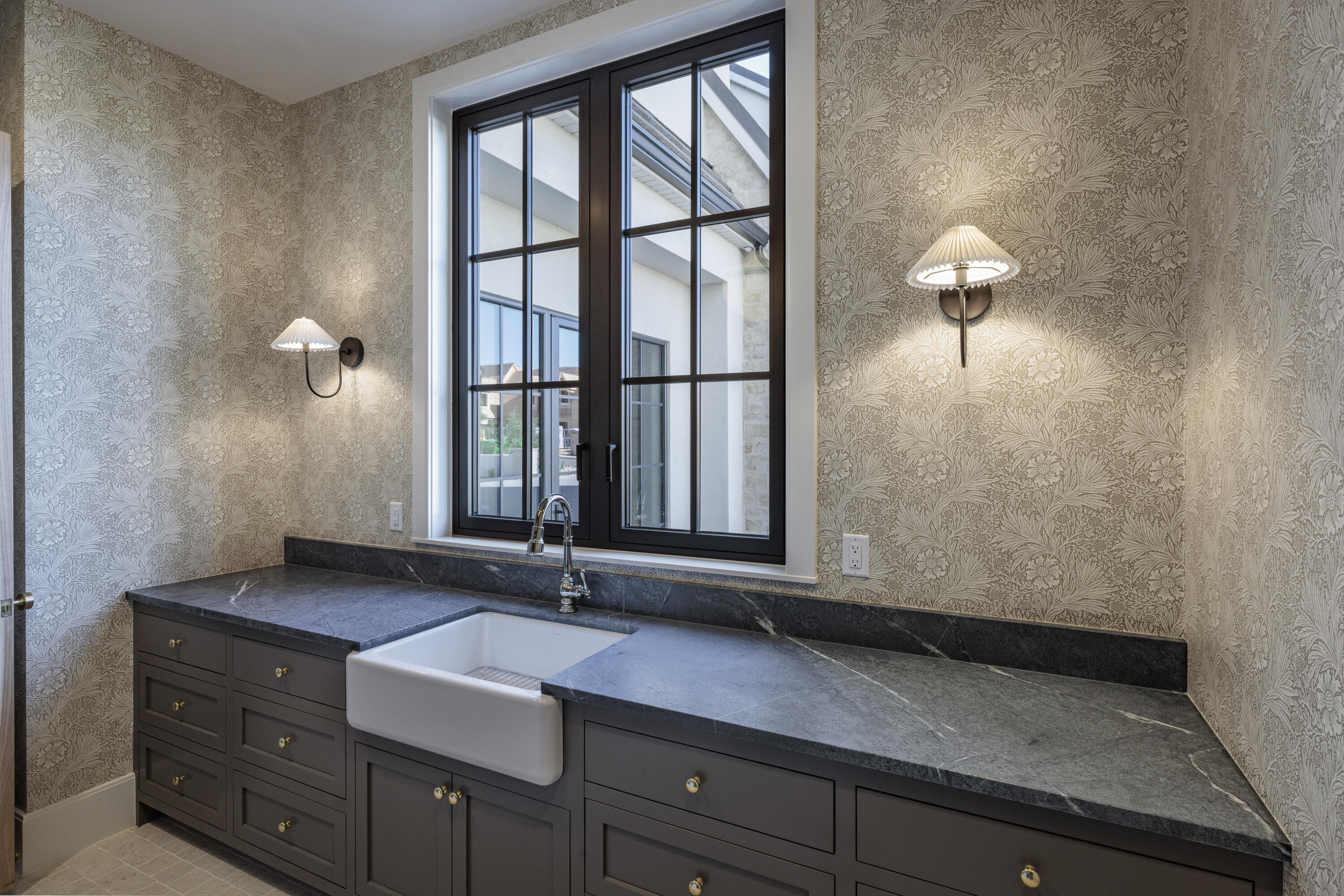 SUMMIT VIEW - Residential