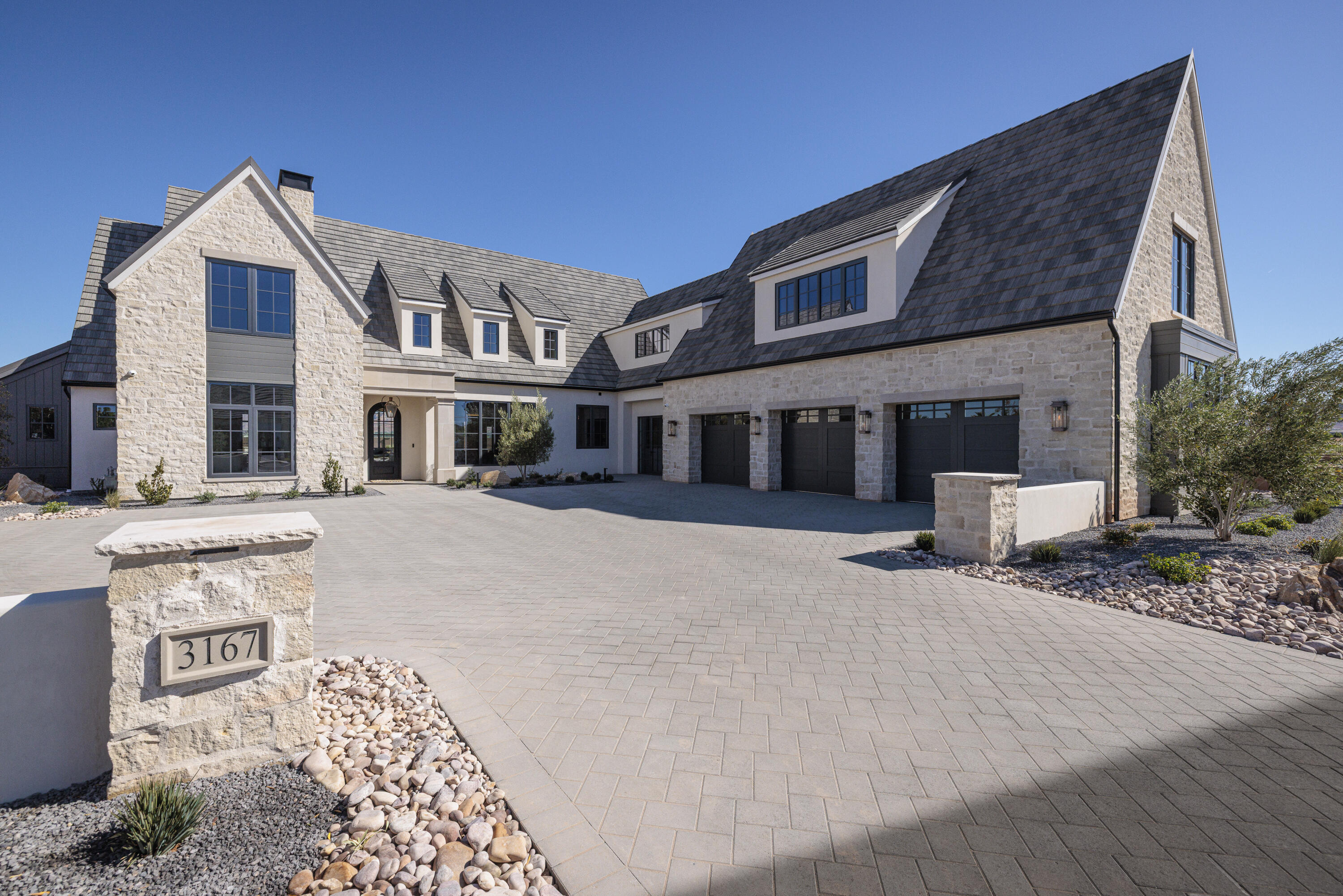 SUMMIT VIEW - Residential