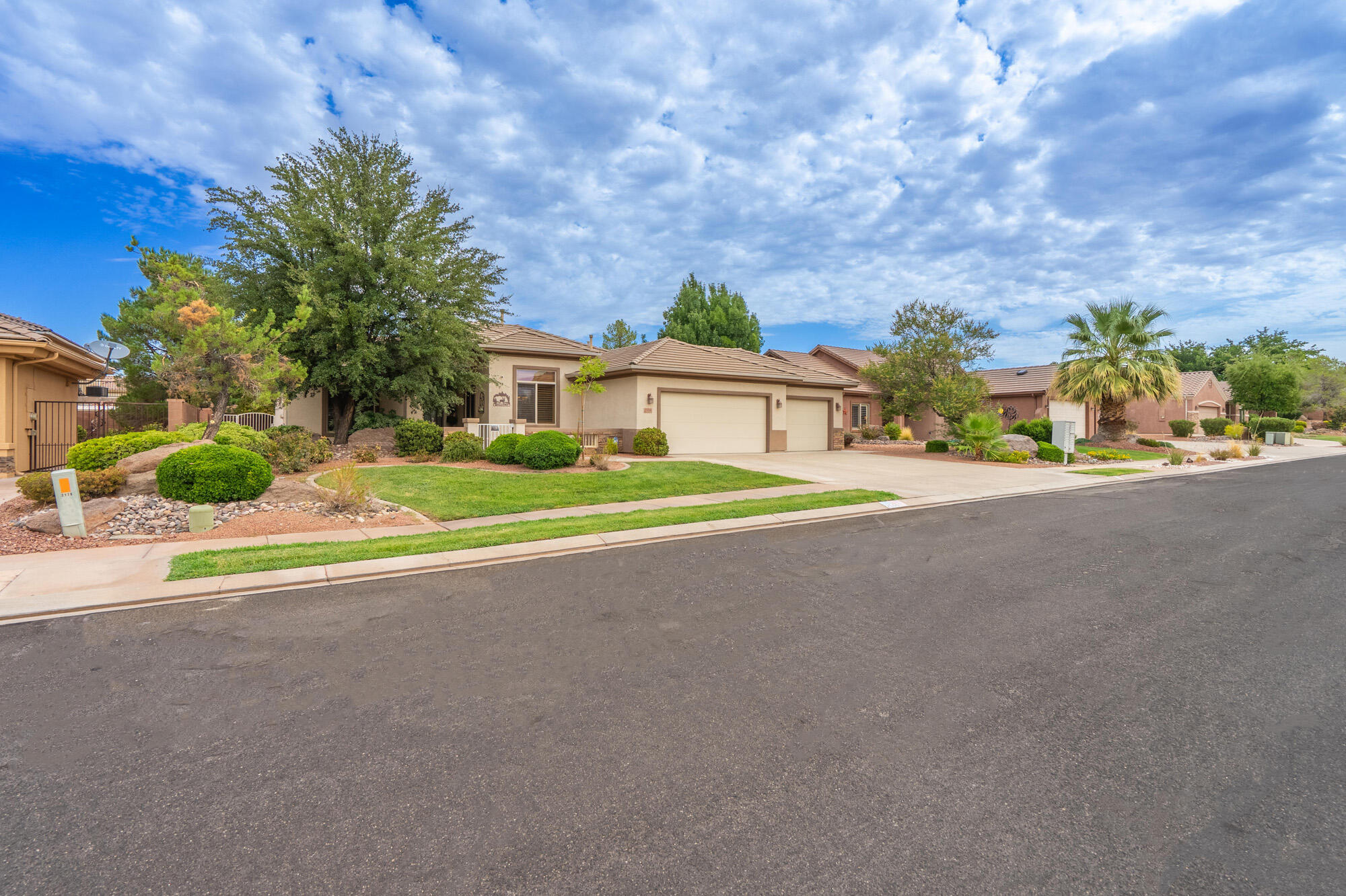 STONE GATE AT SEVEN HILLS - Residential