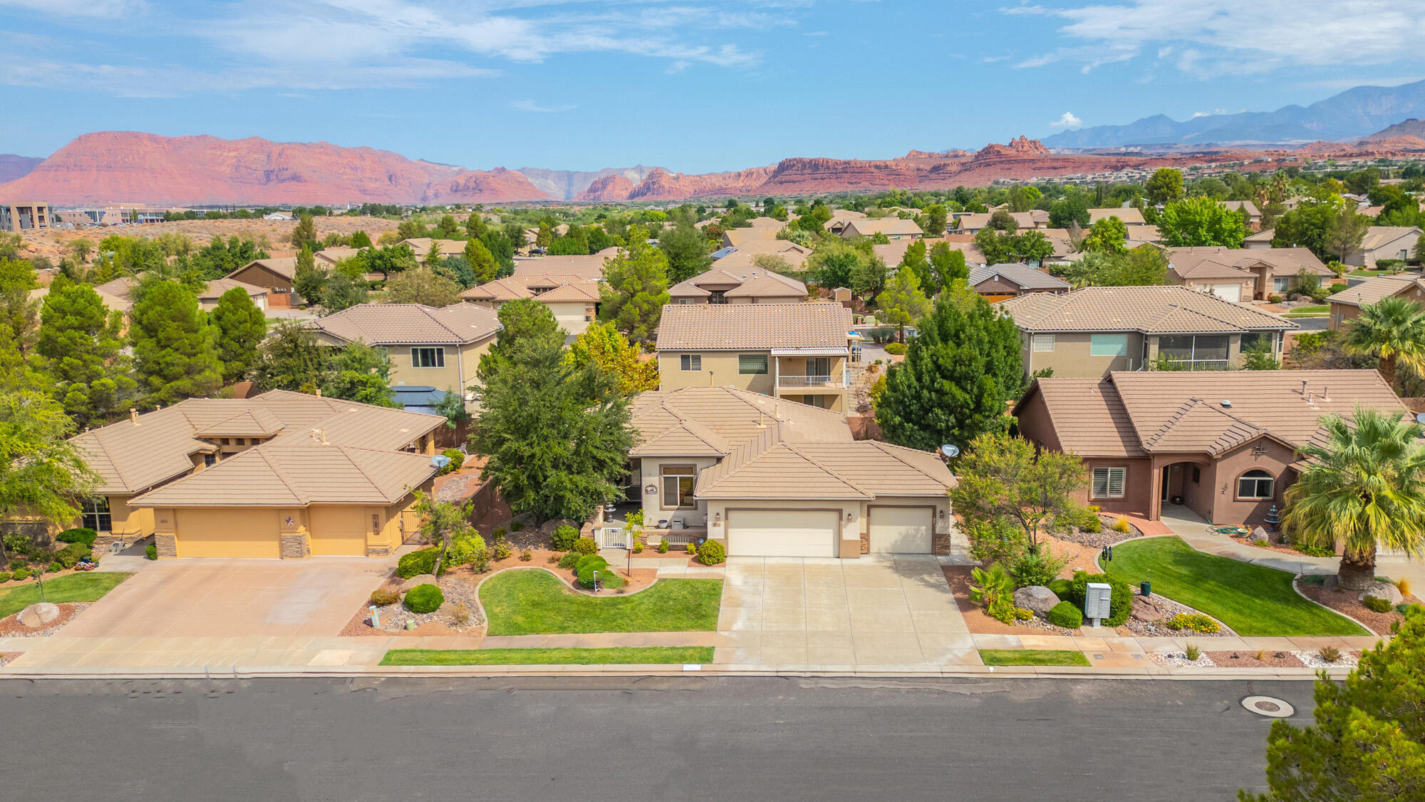 STONE GATE AT SEVEN HILLS - Residential