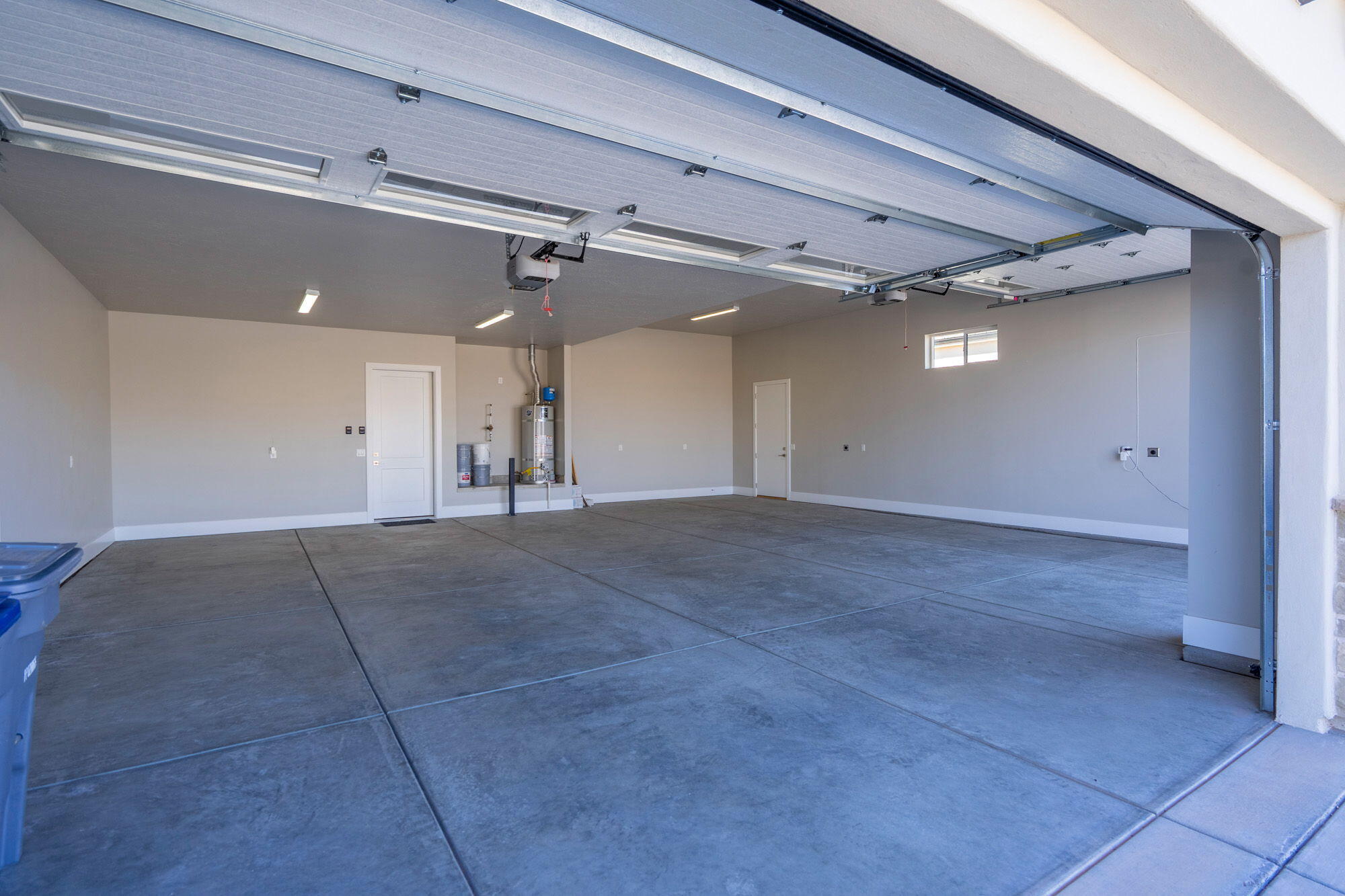 DESERT HEIGHTS - Residential