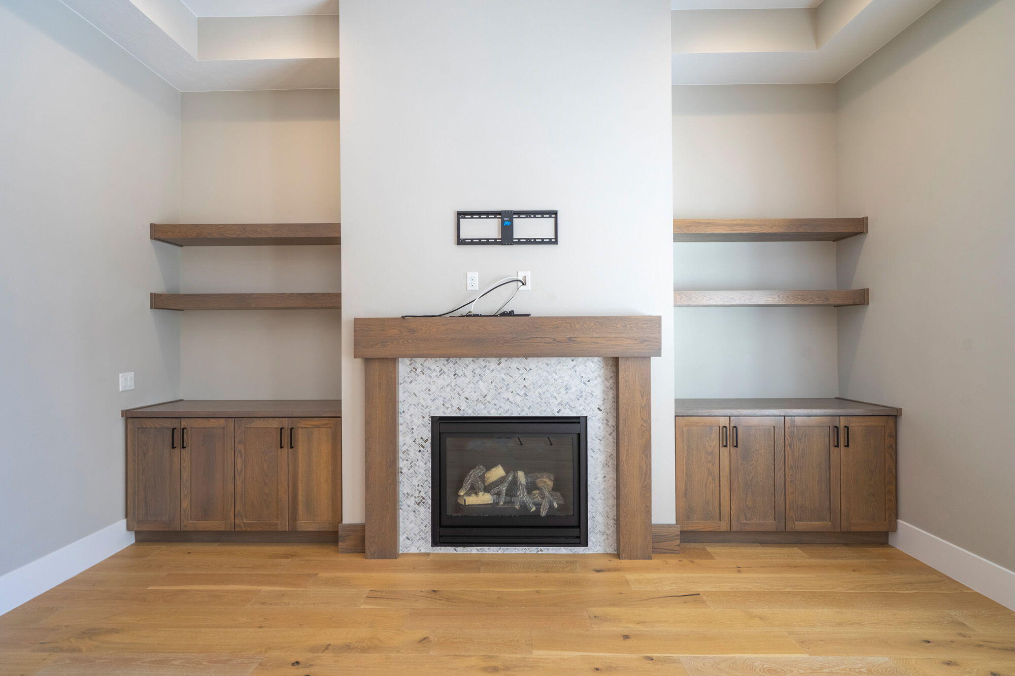 DESERT HEIGHTS - Residential