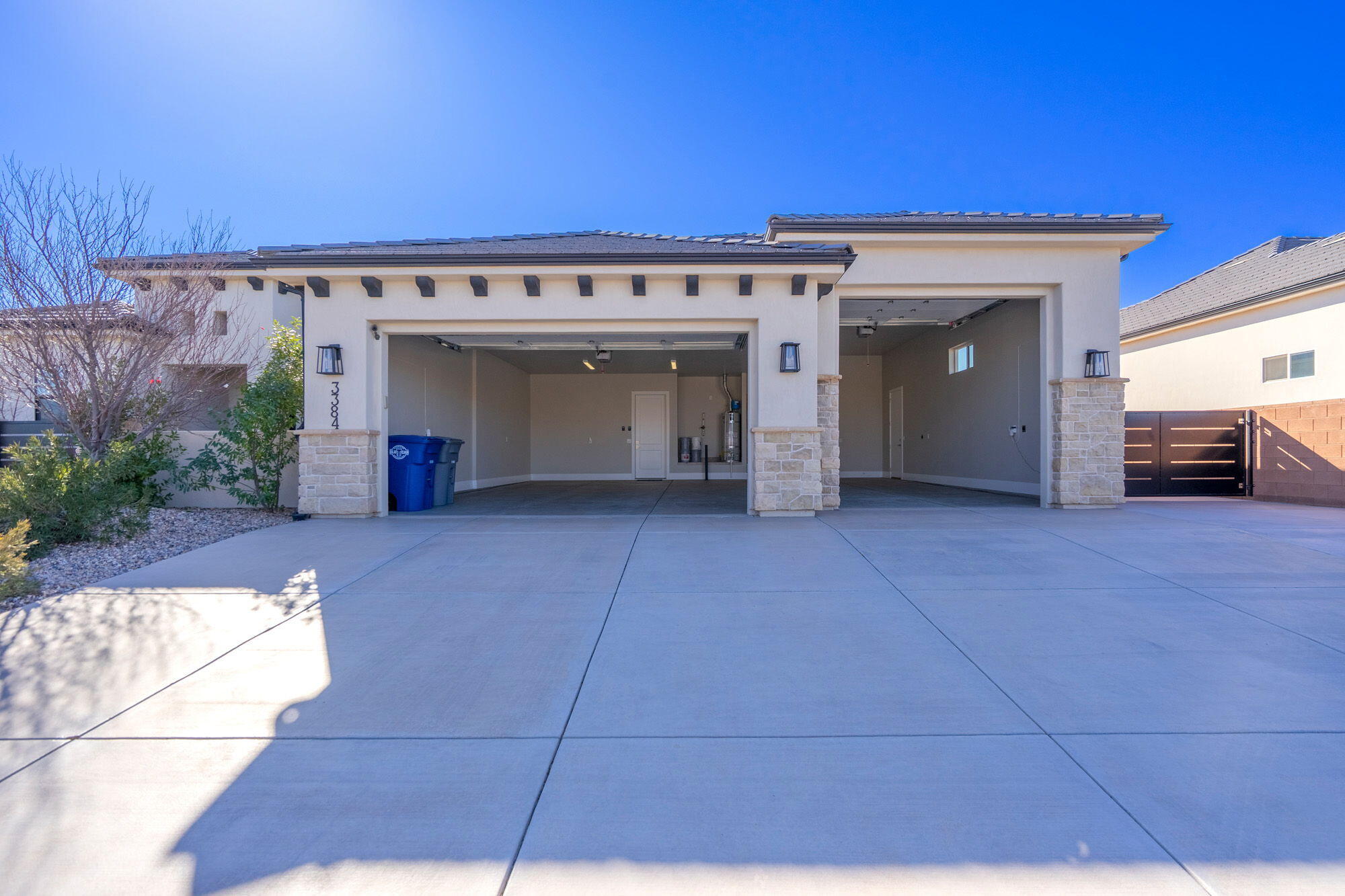 DESERT HEIGHTS - Residential