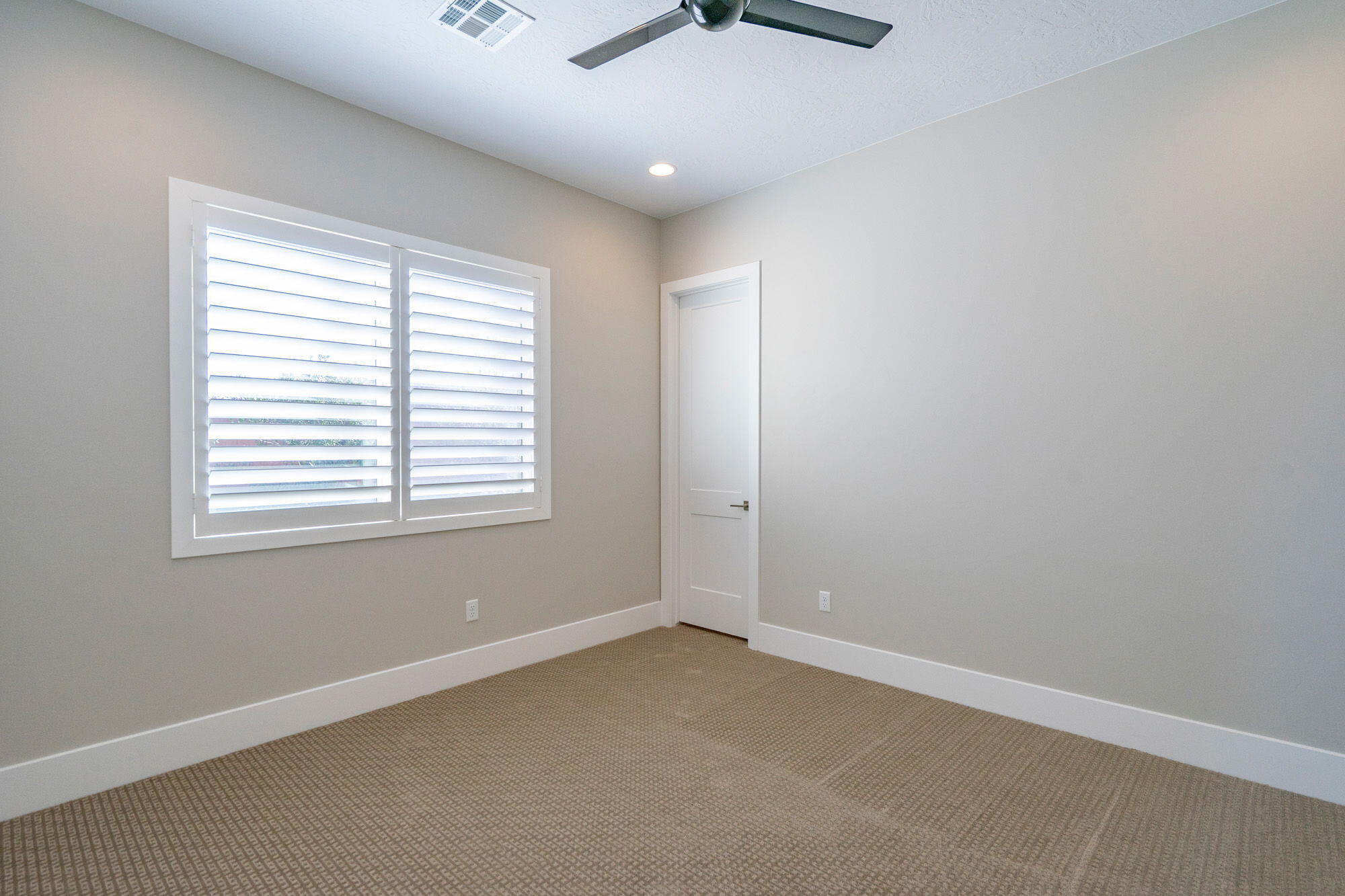 DESERT HEIGHTS - Residential