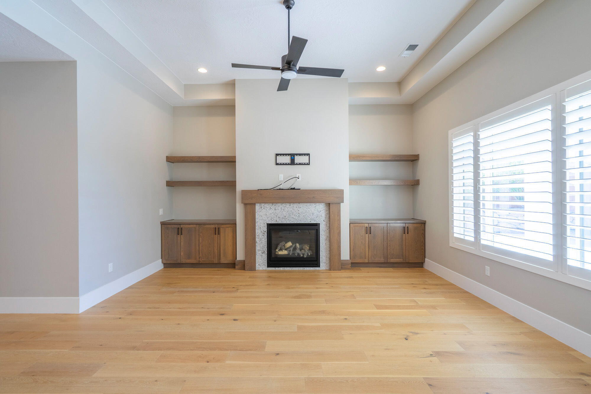 DESERT HEIGHTS - Residential