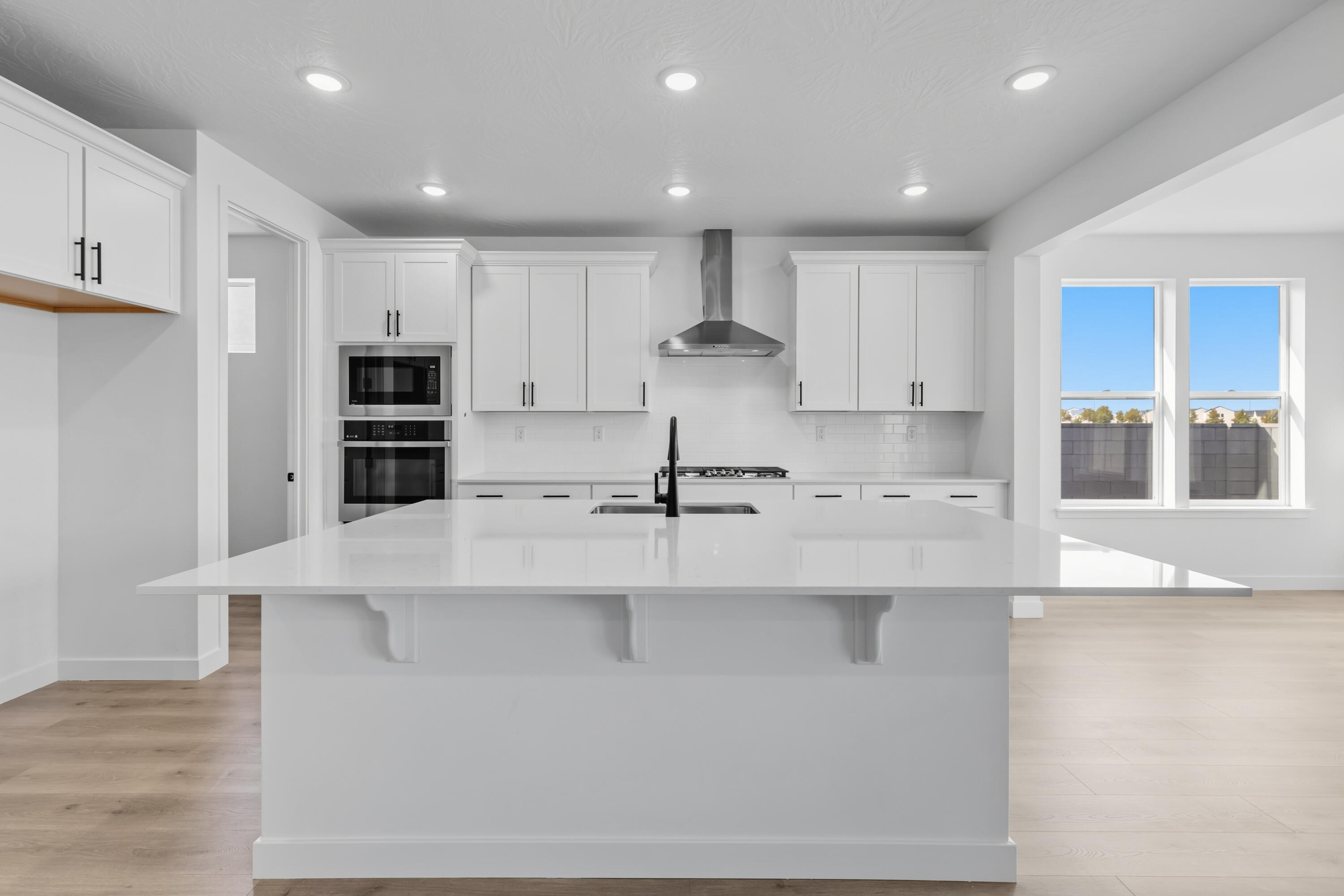 RED SLATE ESTATES - Residential