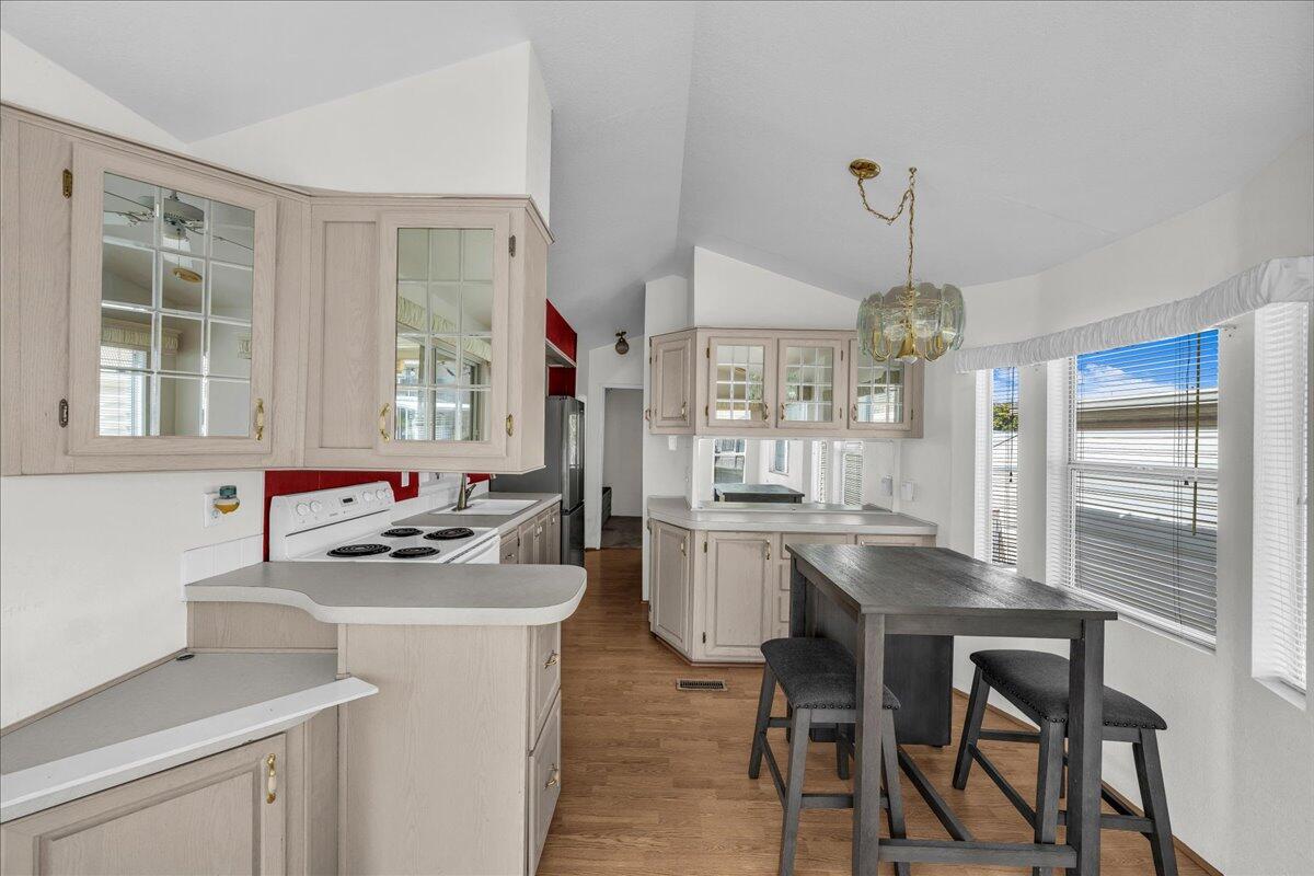 WORLDWIDE SUN RESORT - Residential