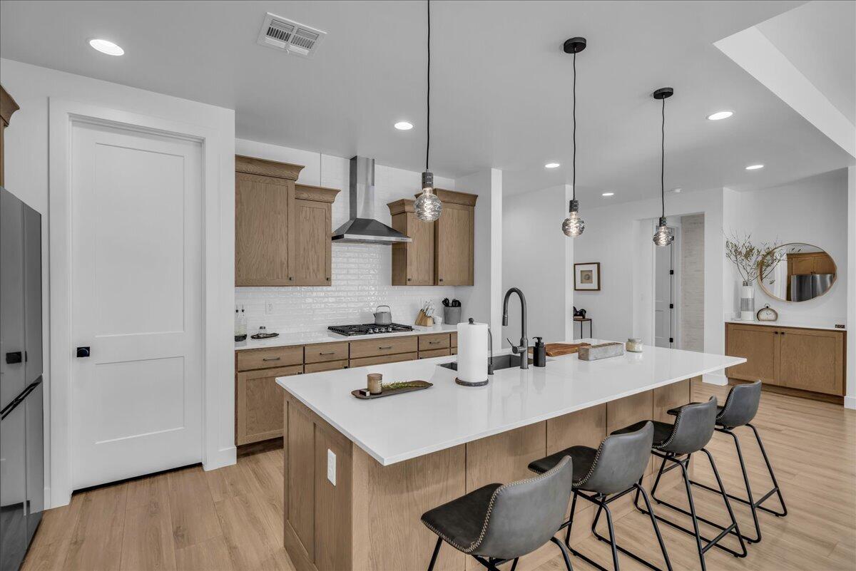 AUBURN HILLS - Residential