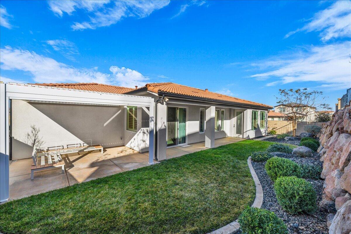 AUBURN HILLS - Residential