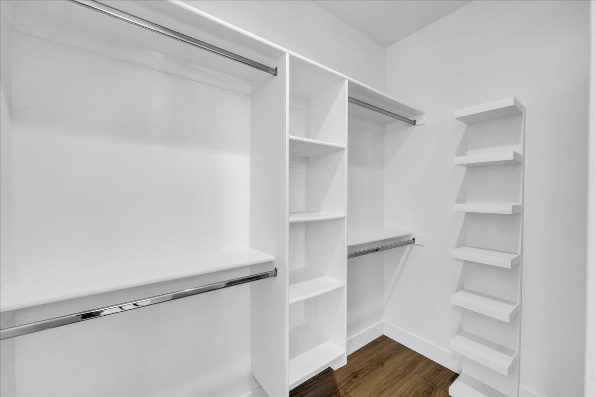 AUBURN HILLS - Residential