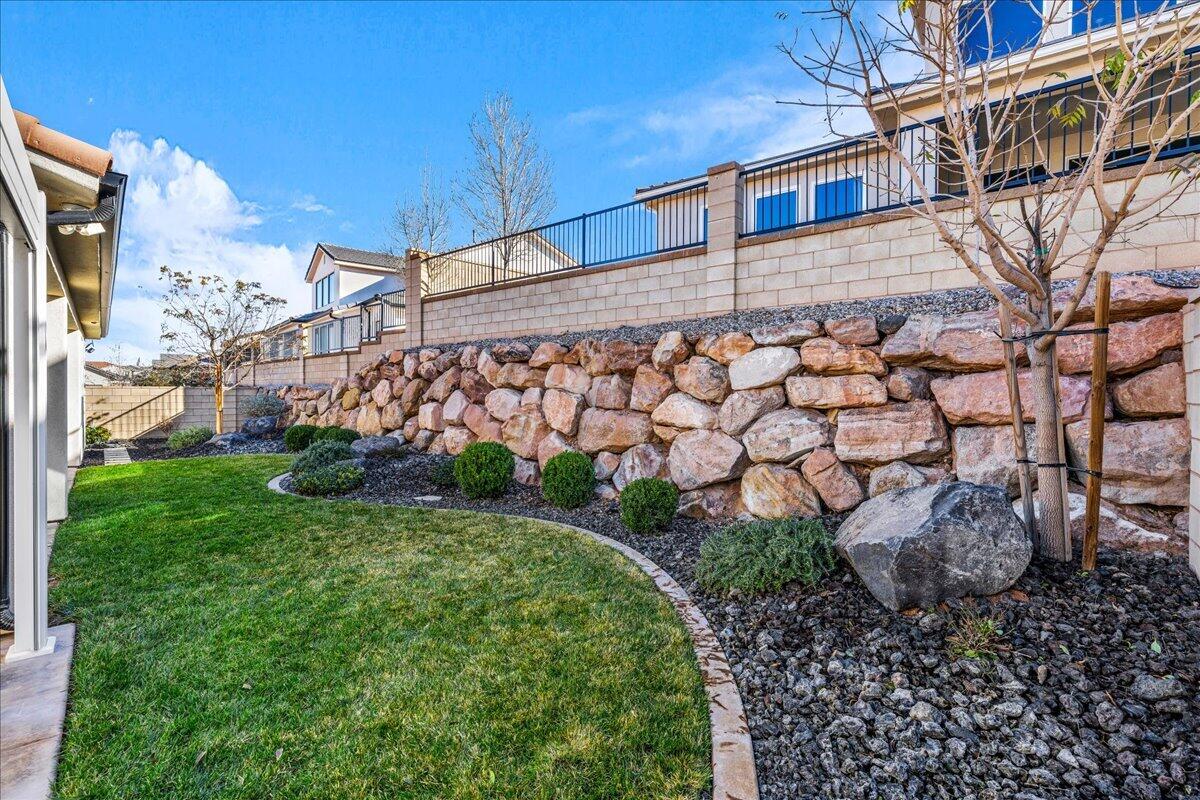 AUBURN HILLS - Residential