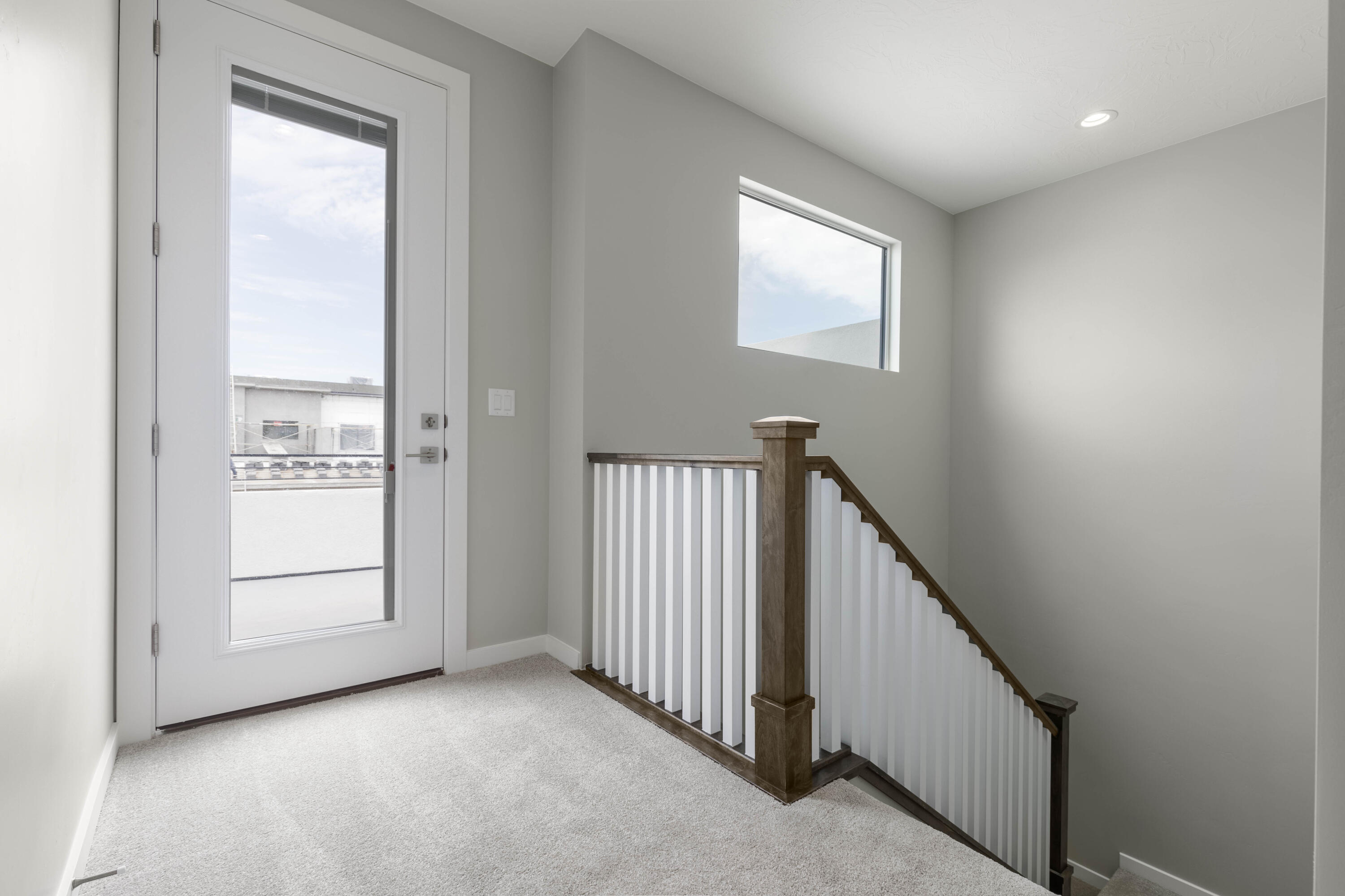 EAGLE POINTE - Residential