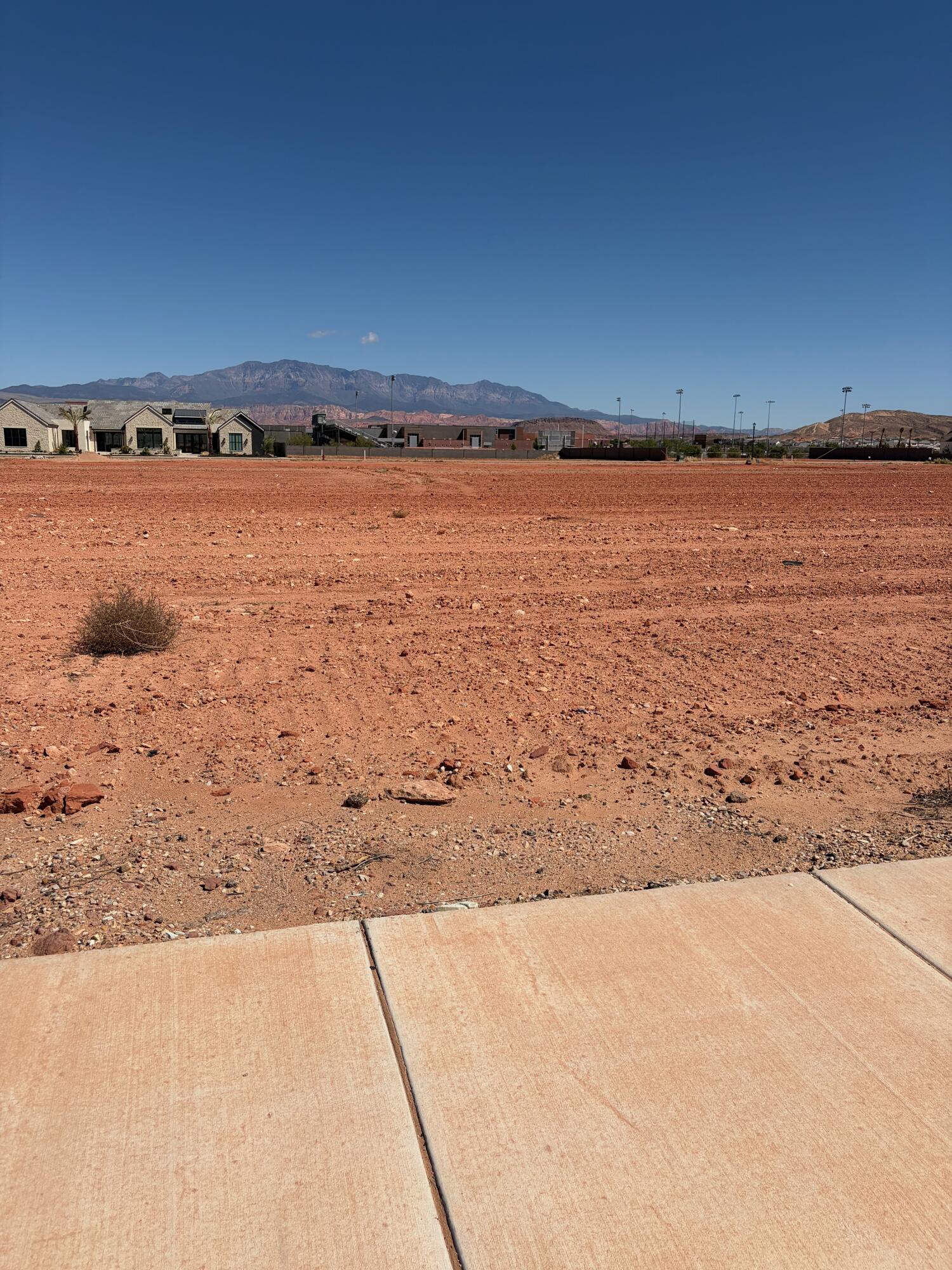 WOODHAVEN EST - Land