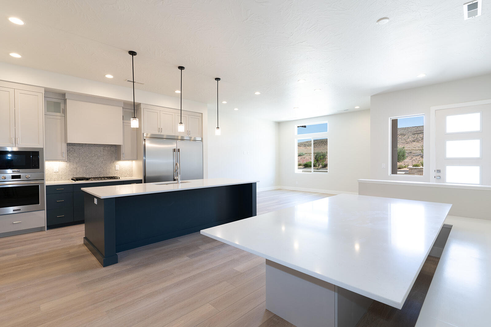 ATKINVILLE TOWNHOMES AT DESERT COLOR - Residential