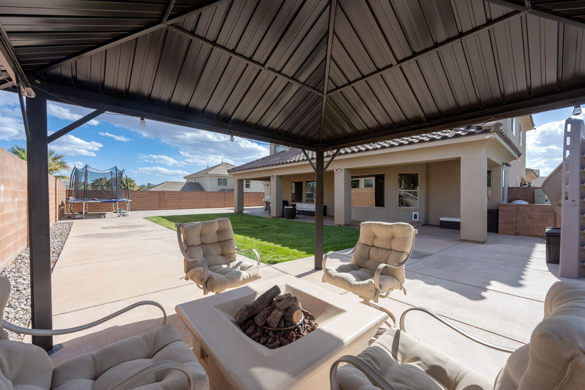 JEDORA ESTATES - Residential