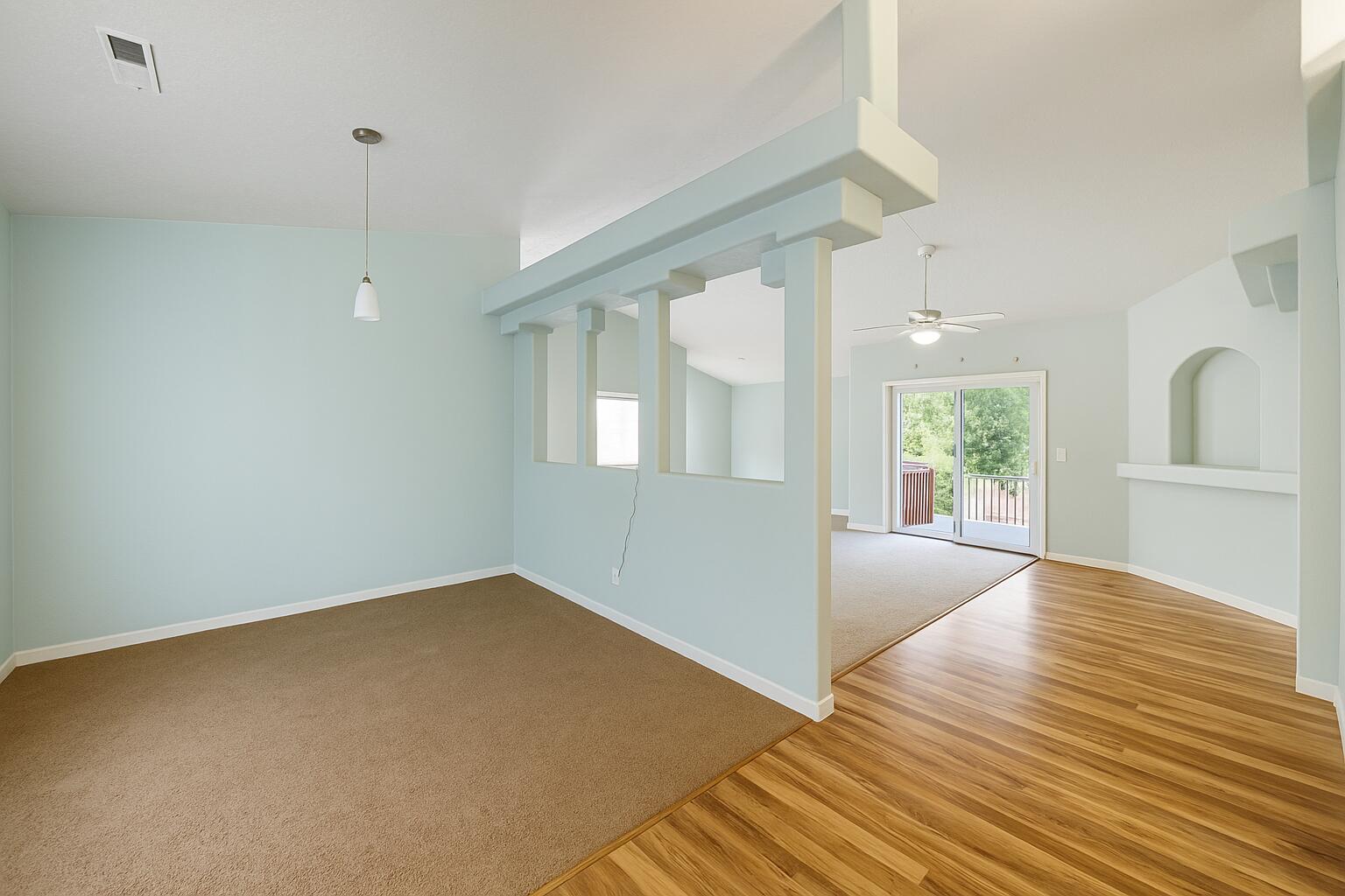 BLOOMINGTON HILLS - Residential