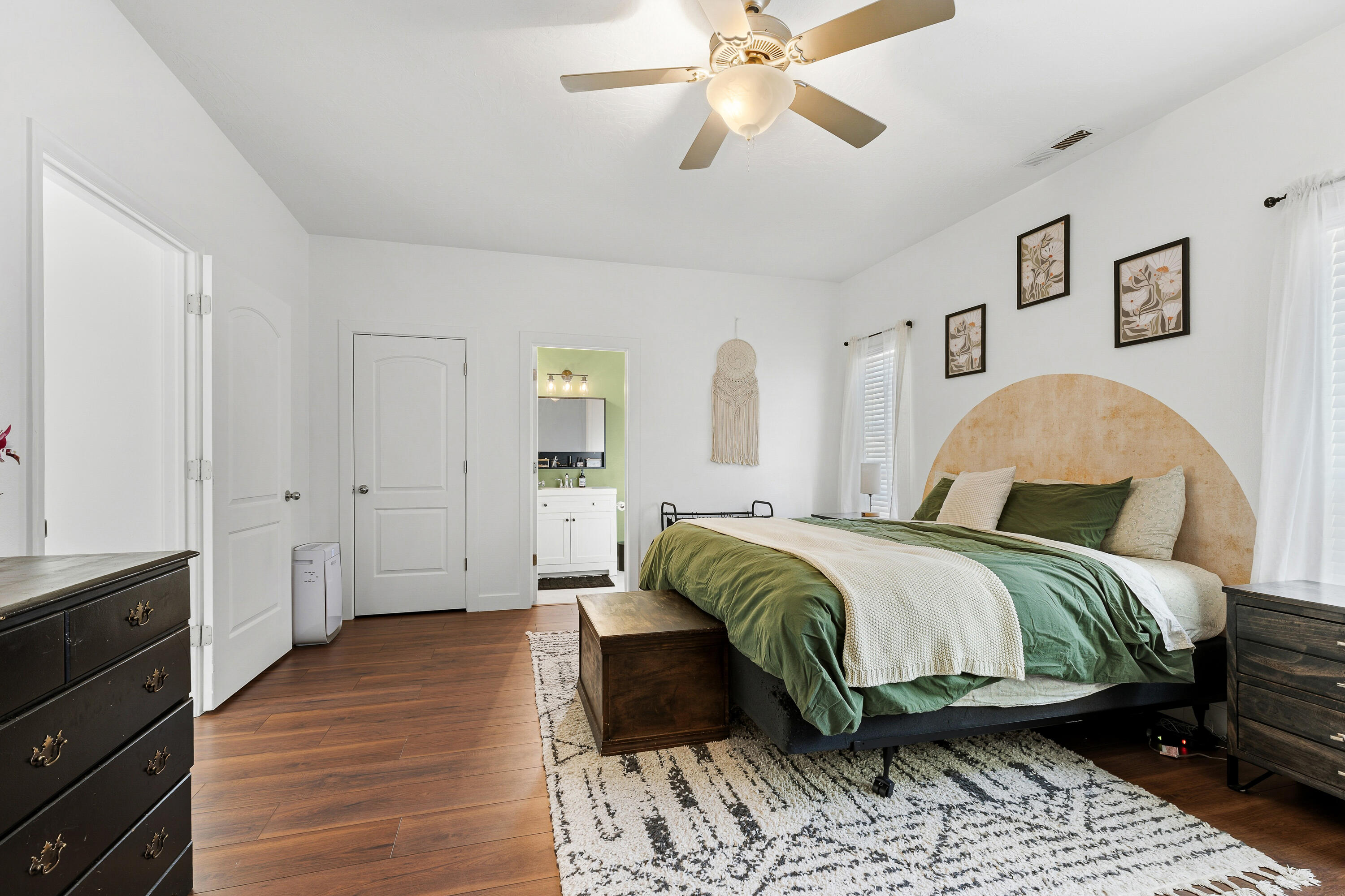 HURRICANE TOWNSITE - Residential