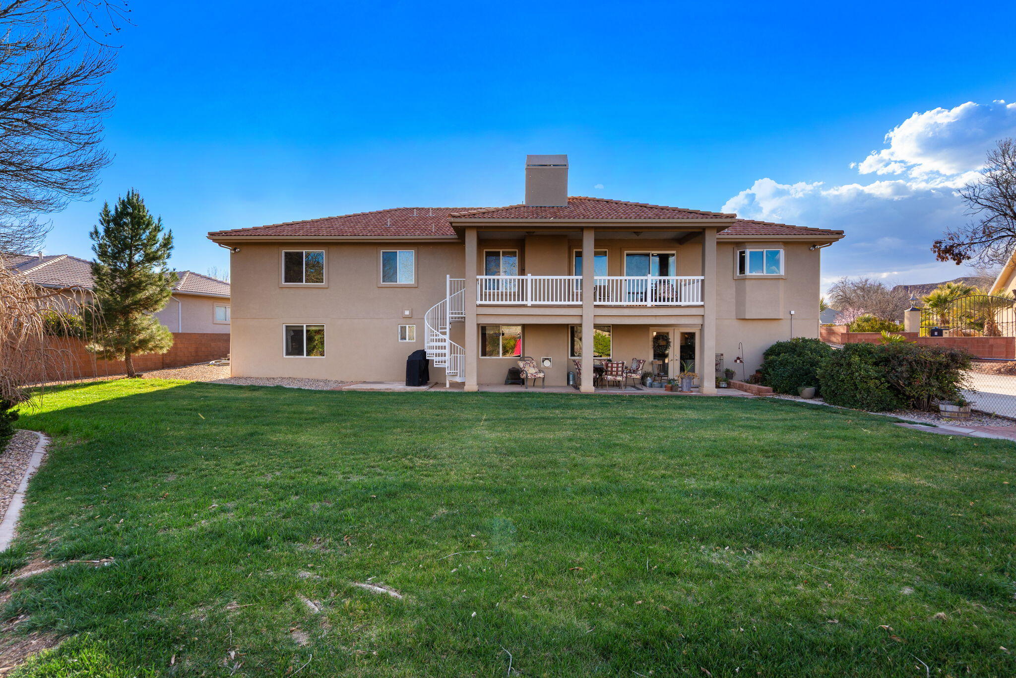 BLOOMINGTON GARDENS - Residential