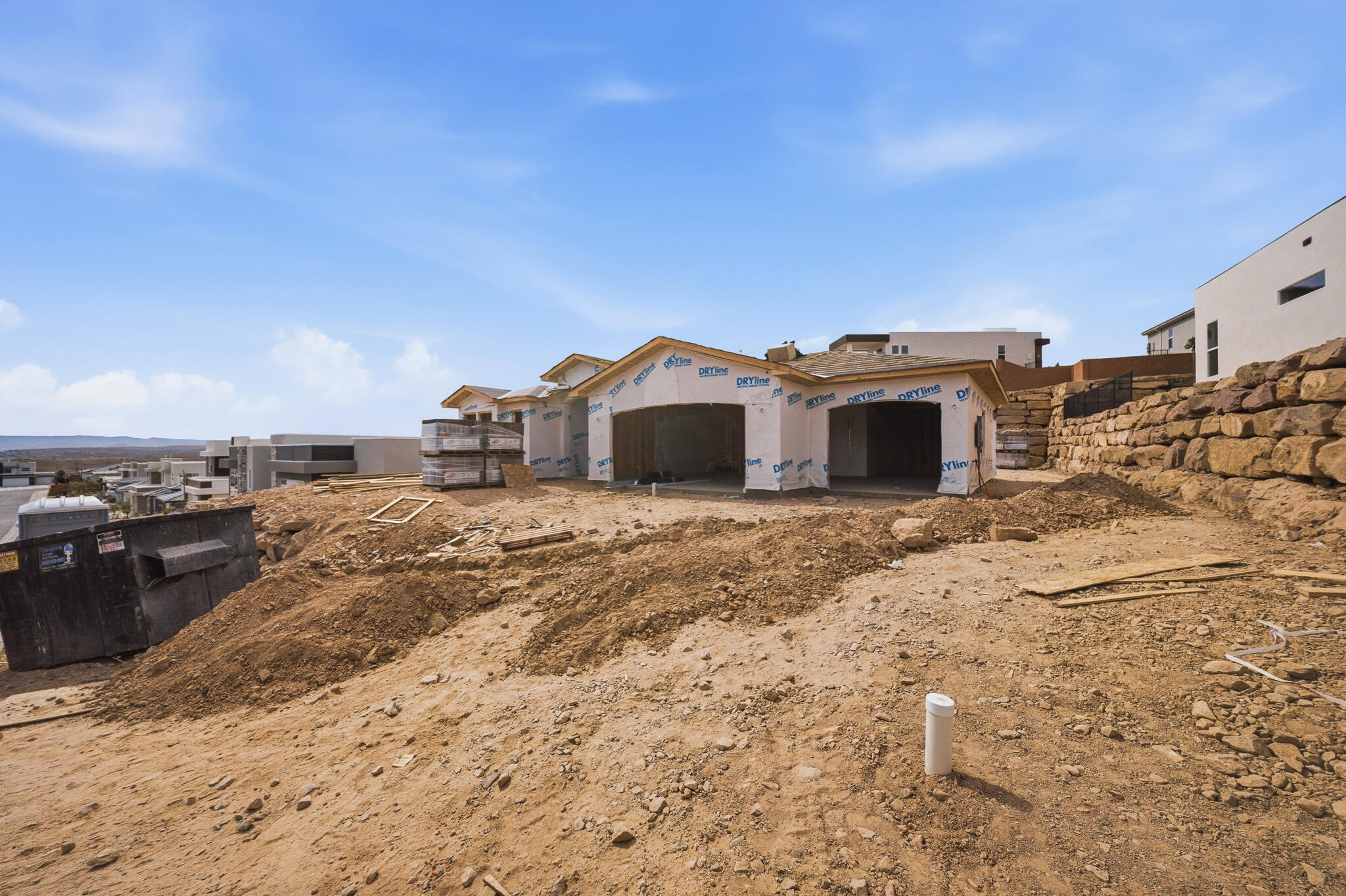 SALARNO HILLS AT DIVARIO - Residential