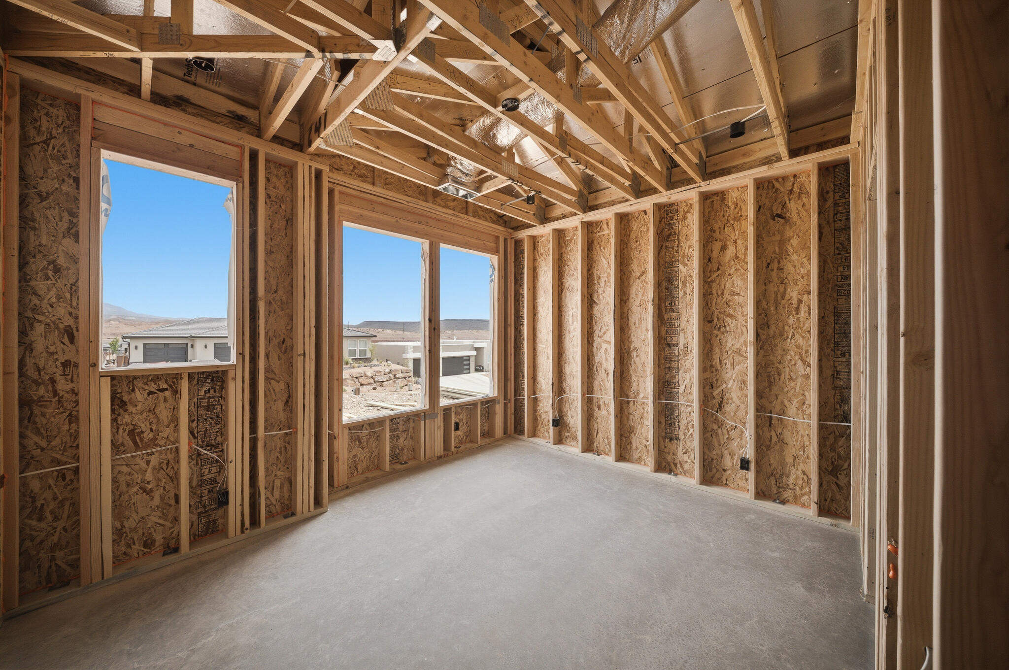 SALARNO HILLS AT DIVARIO - Residential