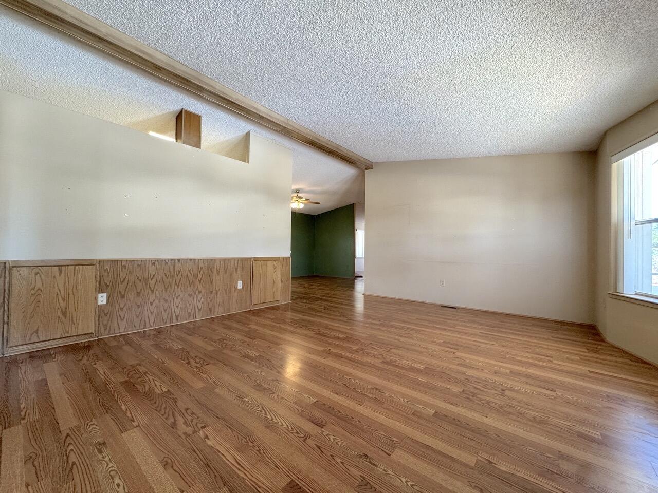 LAVA BLUFF MOBILE HOME PARK - Residential